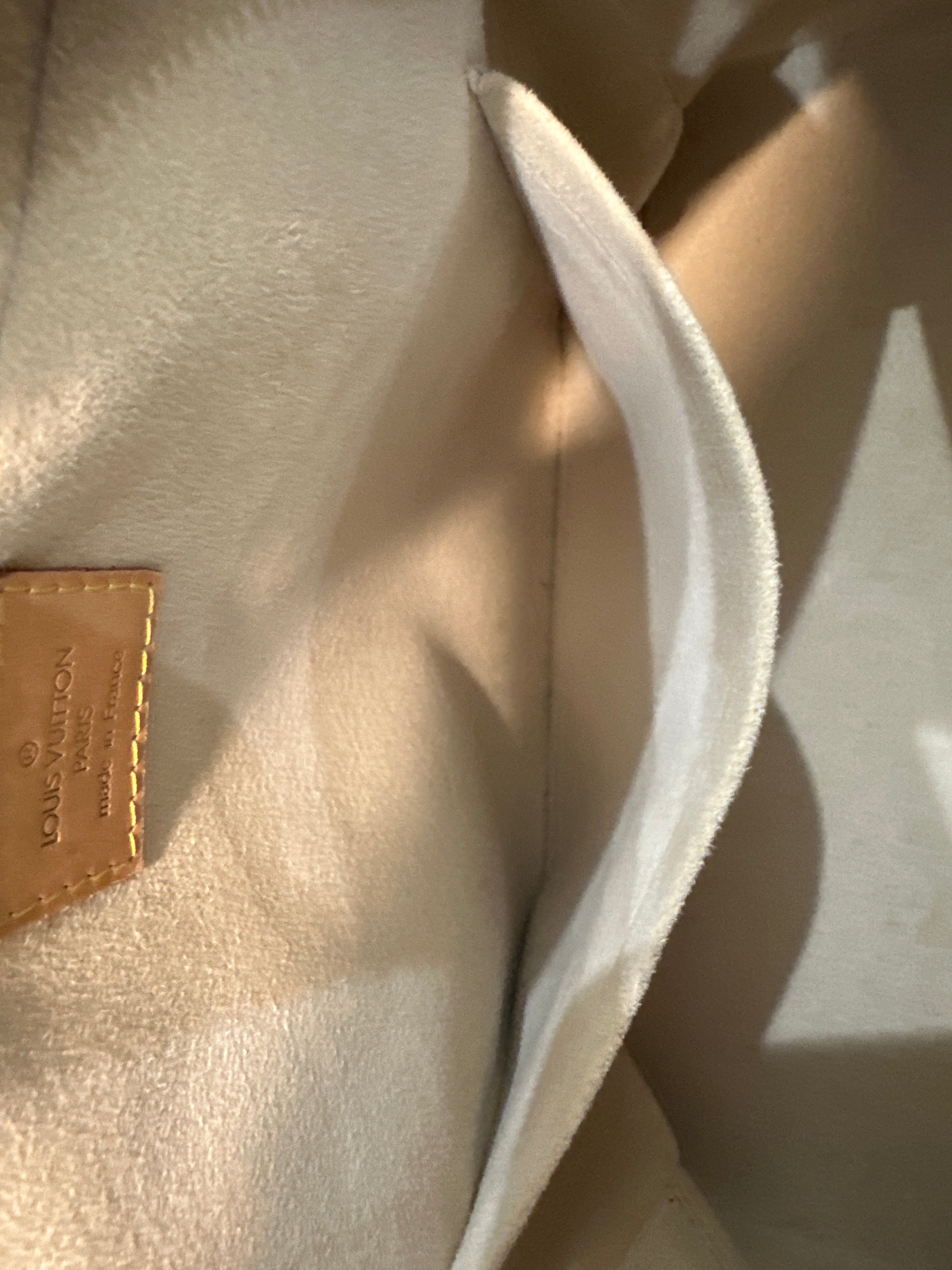 LOUIS VUITTON Monogram Canvas Manhattan PM Bag