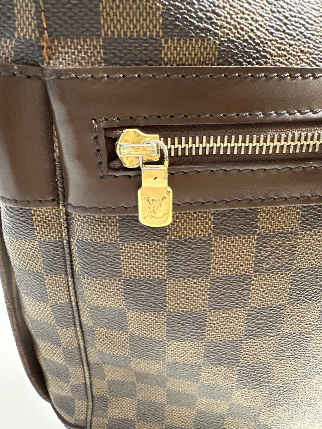 Louis Vuitton Damier Ebene Canvas and Leather Bastille Messenger