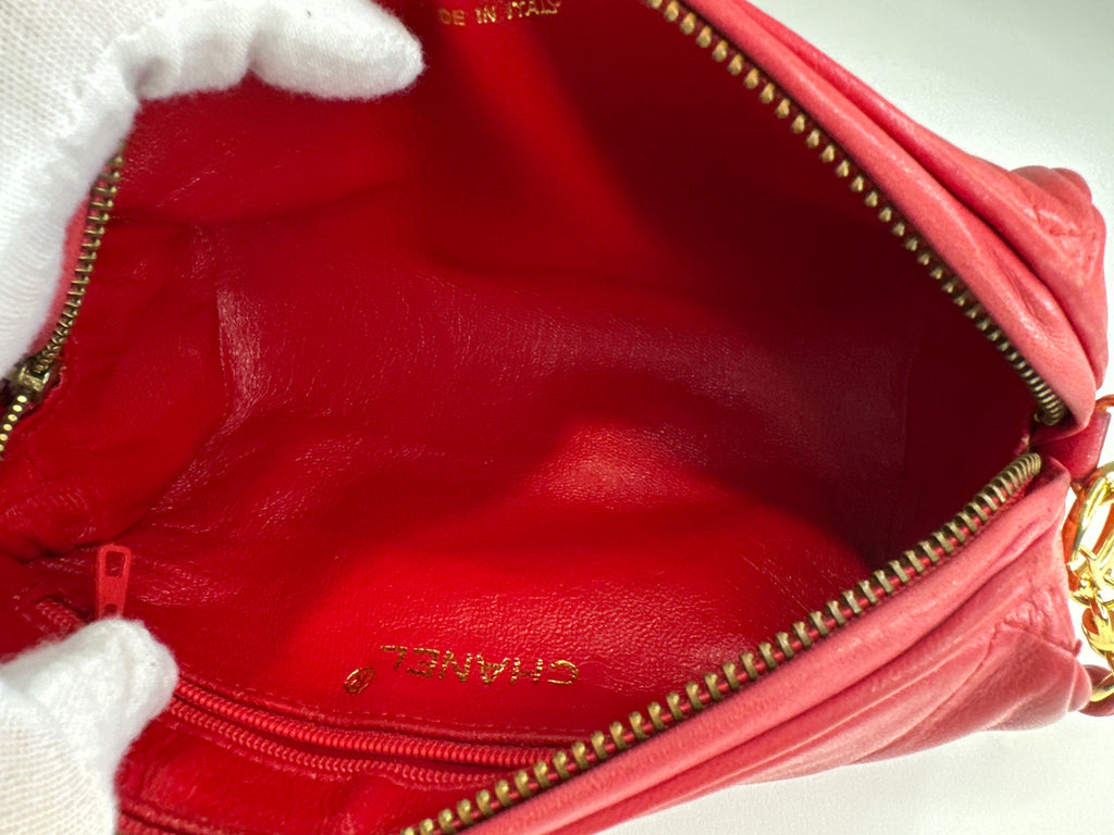 Vintage CHANEL Chain Shoulder Matelasse Lambskin Fringe Shoulder Bag with COA and card. Series 0