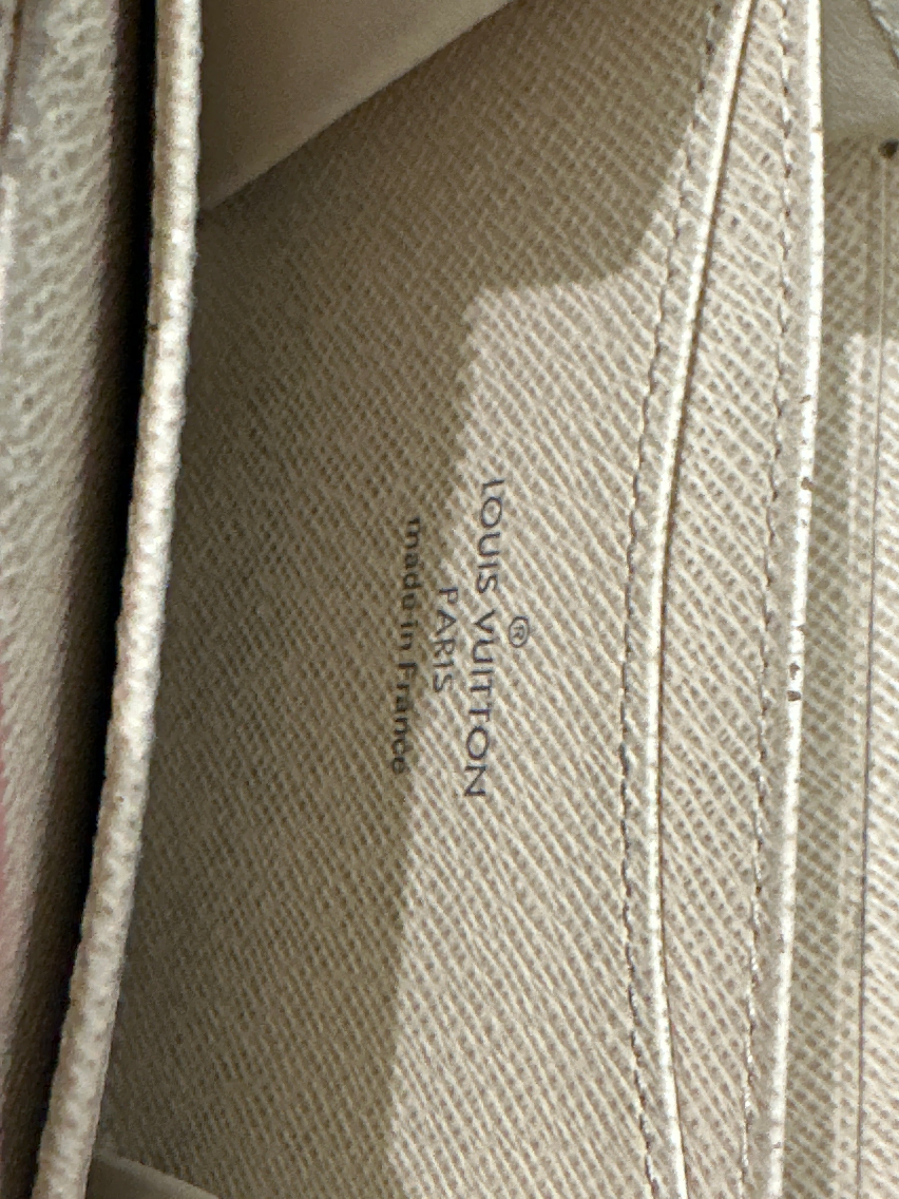 Louis Vuitton Damier Zippy Coin Purse - 2017