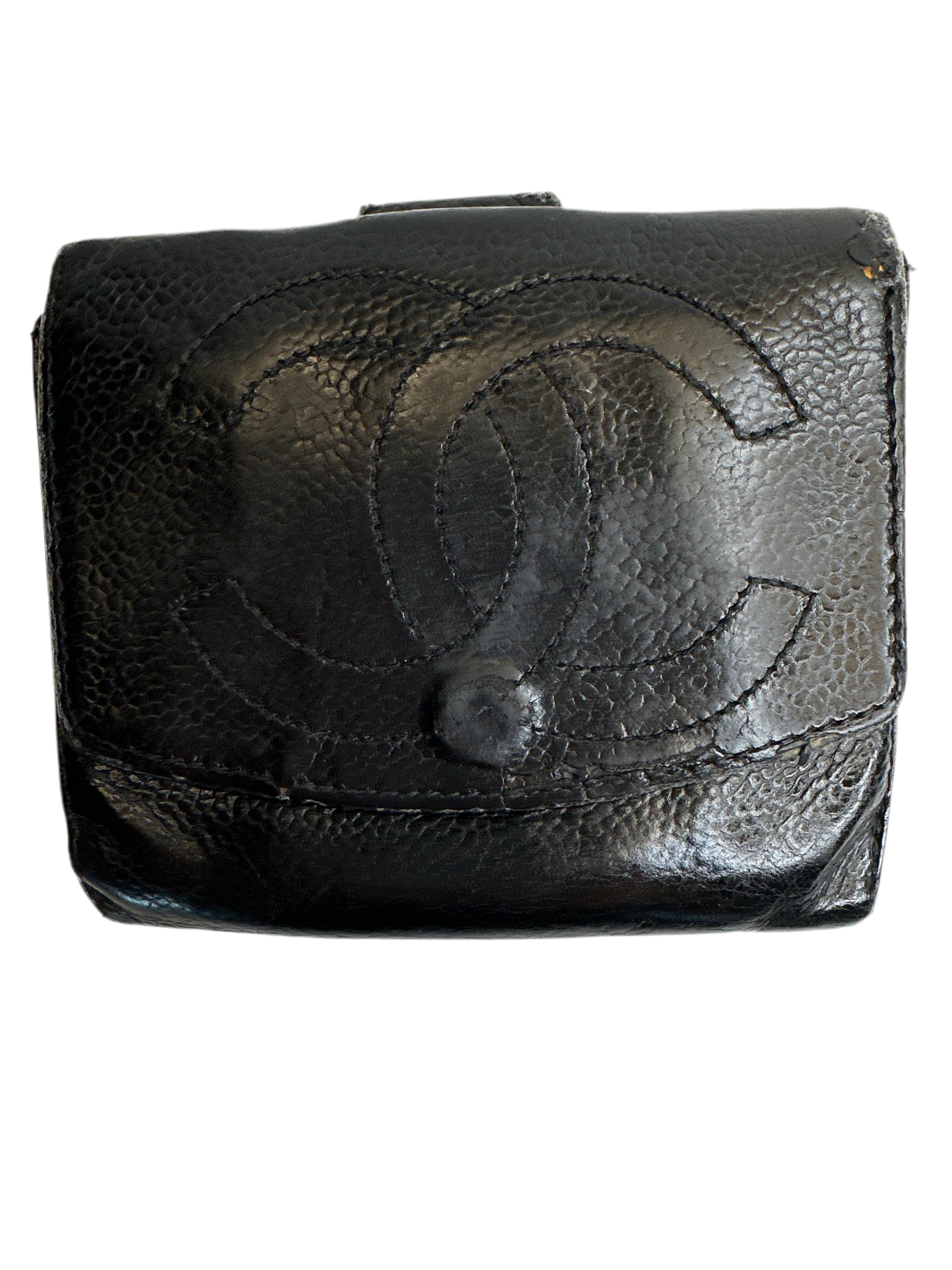 Vintage CHANEL Caviar Skin Bifold Wallet