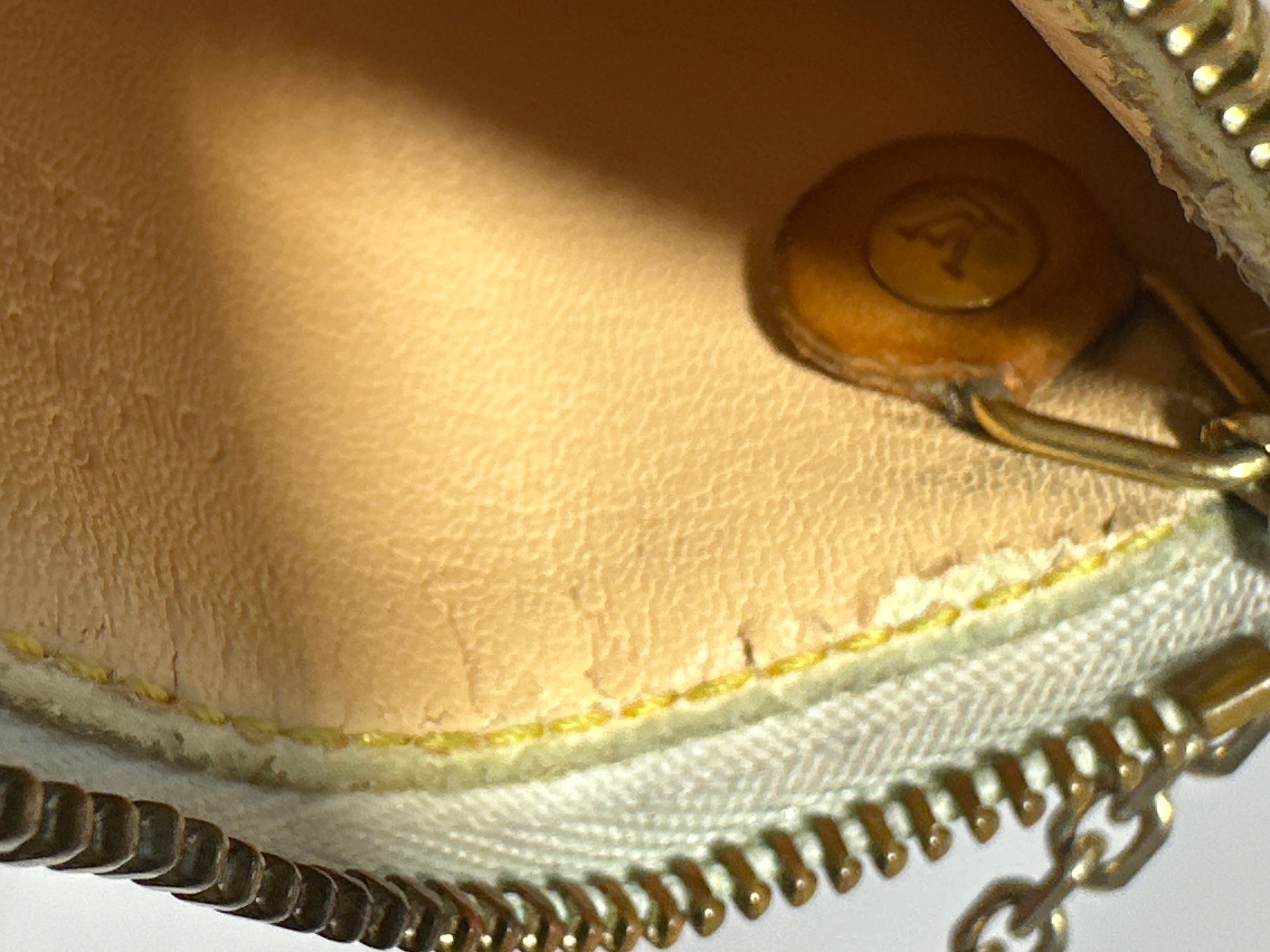 Vintage LOUIS VUITTON Limited Edition Monogram Multicolor pochette Cles/pouch