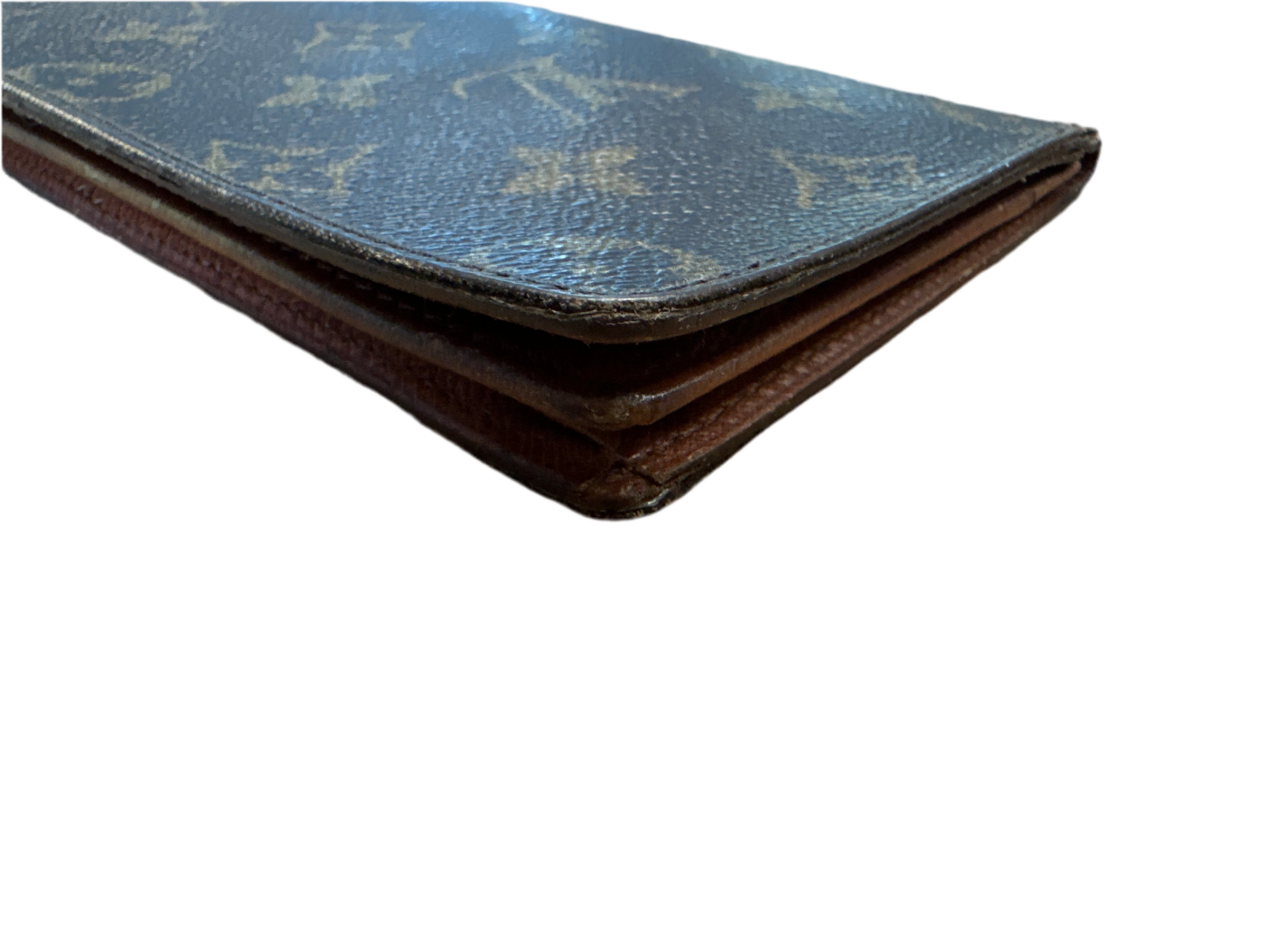 Vintage Louis Vuitton Wallet- Fits Passport