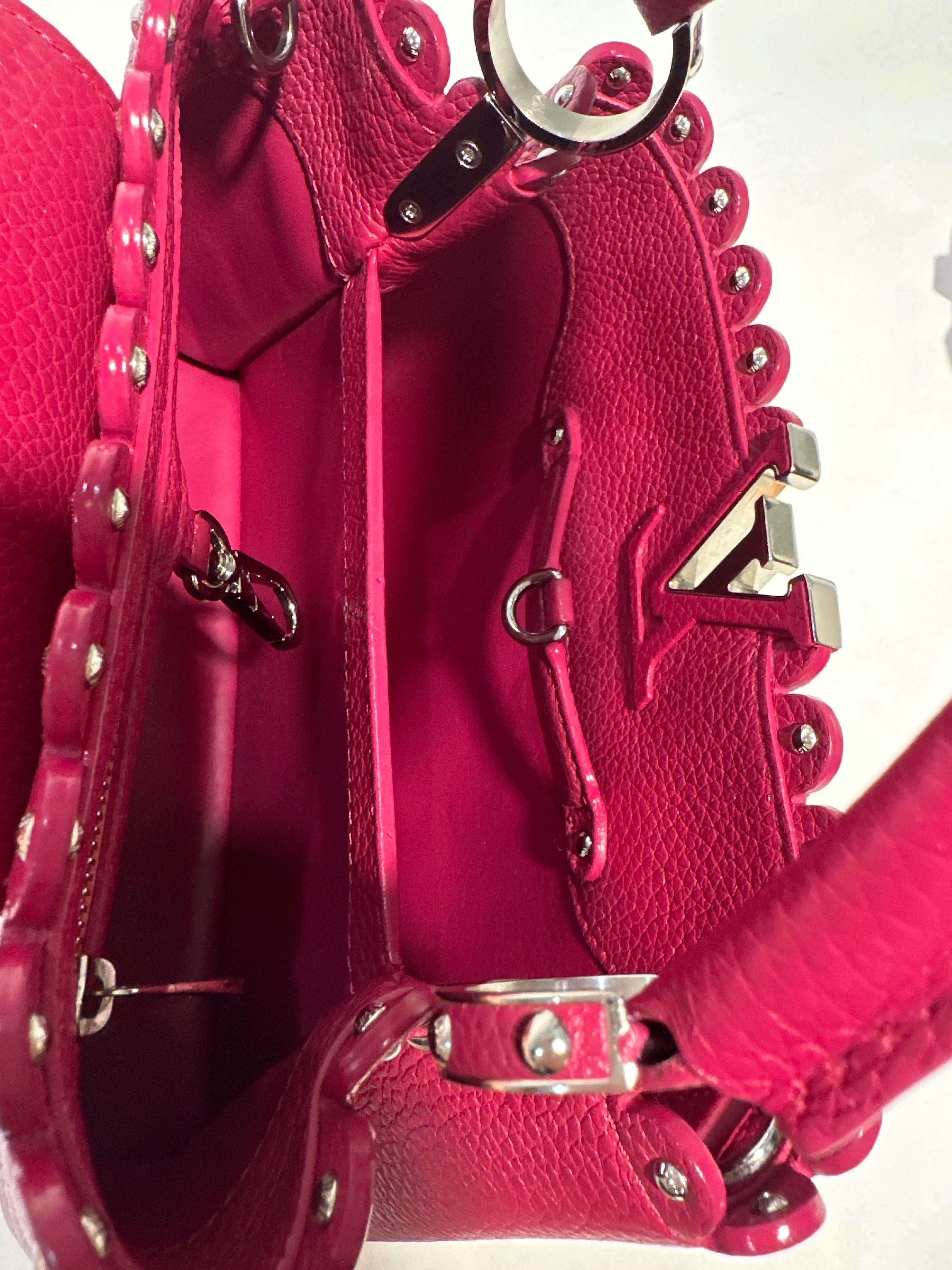 Louis Vuitton Taurillon Lace Croquets Capucines BB Groseille