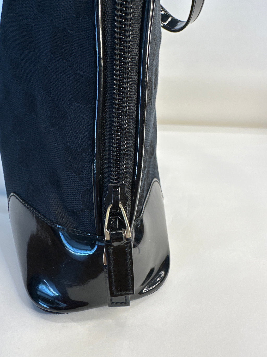 GUCCI GG monogram canvas purse