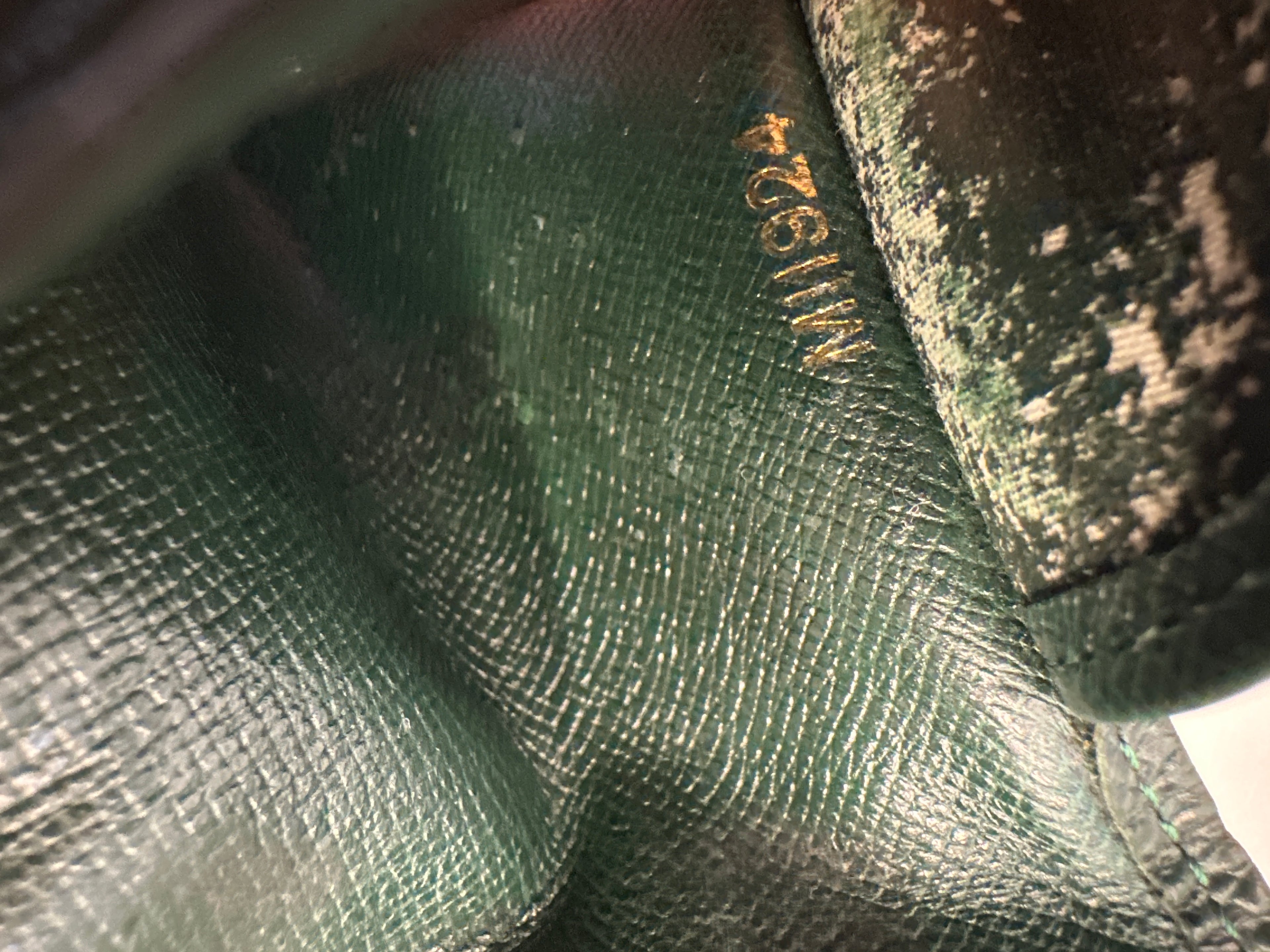 Vintage Louis Vuitton Epi Leather 6-Key Holder