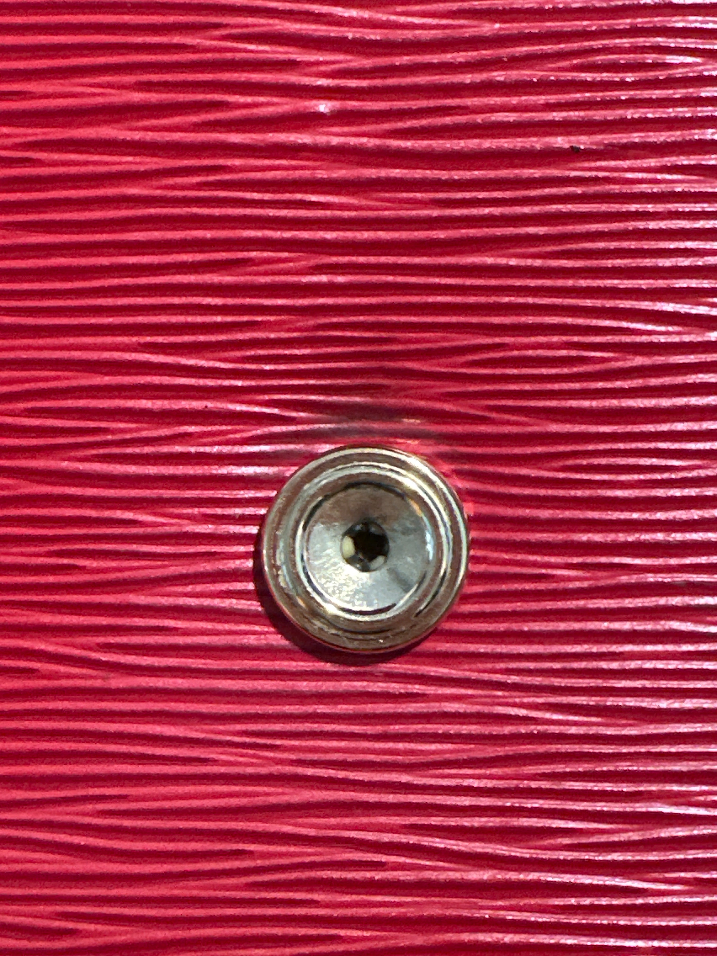 Vintage Louis Vuitton Epi Saint Cloud Shoulder Bag Red with COA