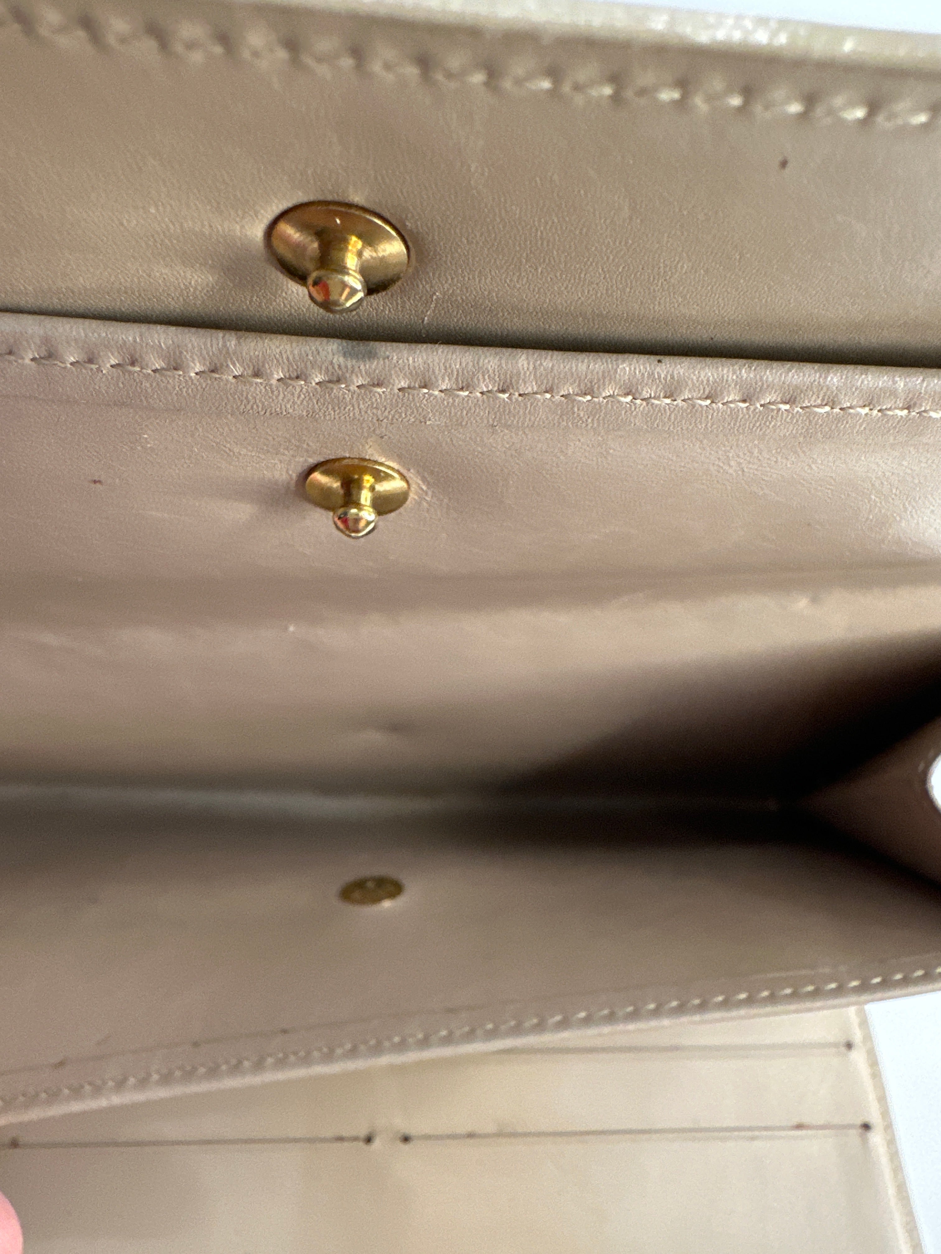 Louis Vuitton Wallet Monogram Vernis