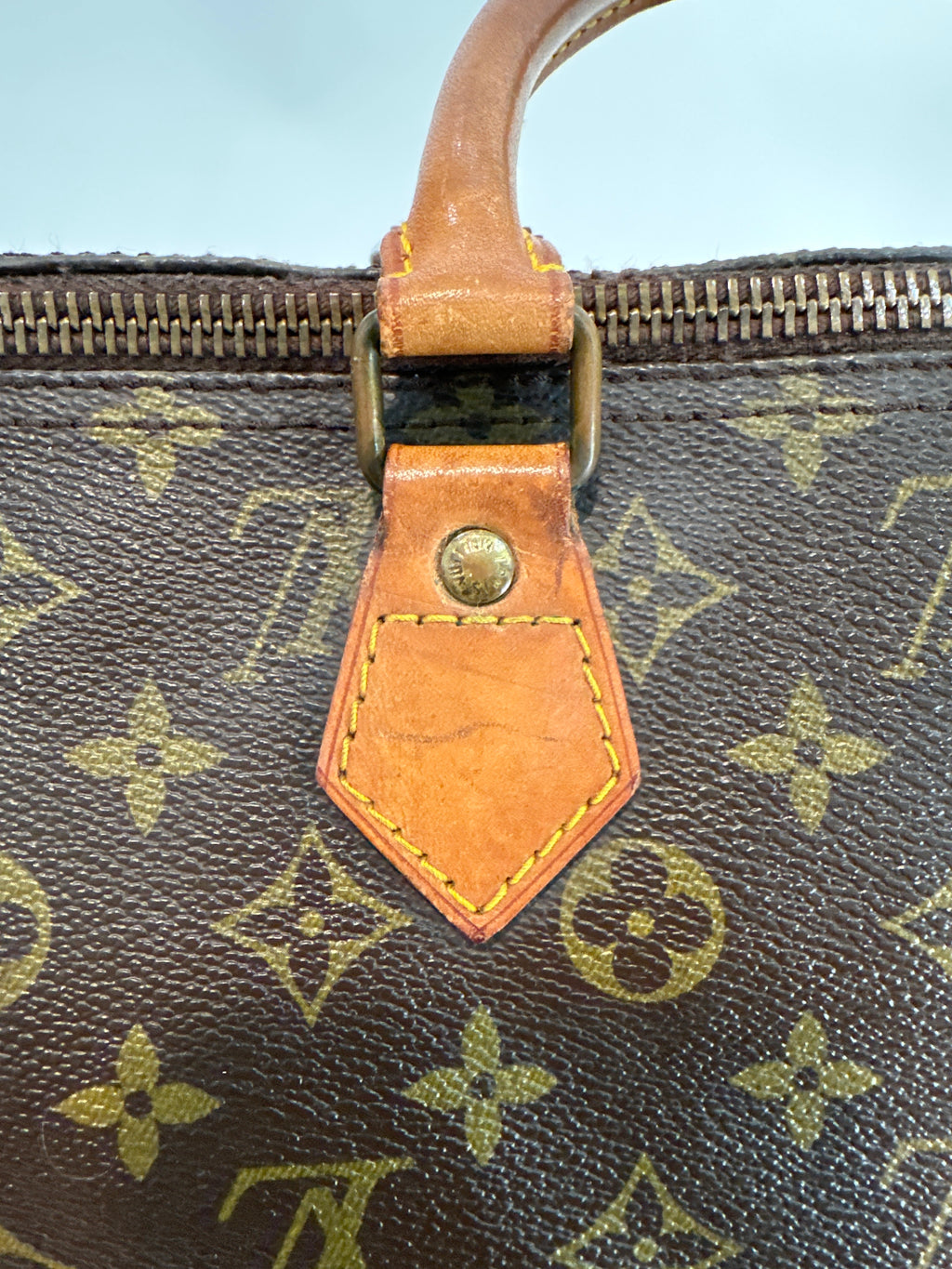 Vintage Louis Vuitton Speedy 40 with COA