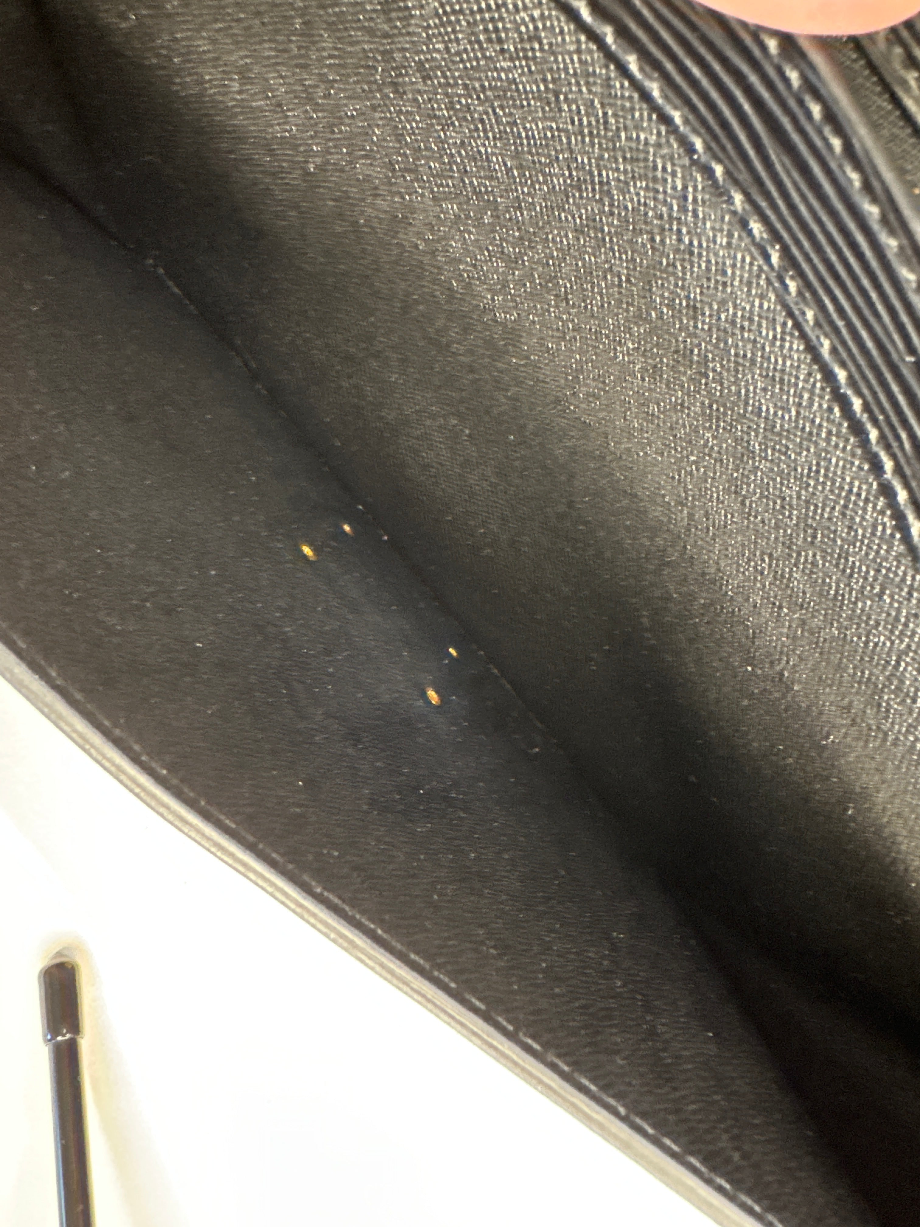 Louis Vuitton Epi Série Dragonne Clutch Bag – Black (Noir)