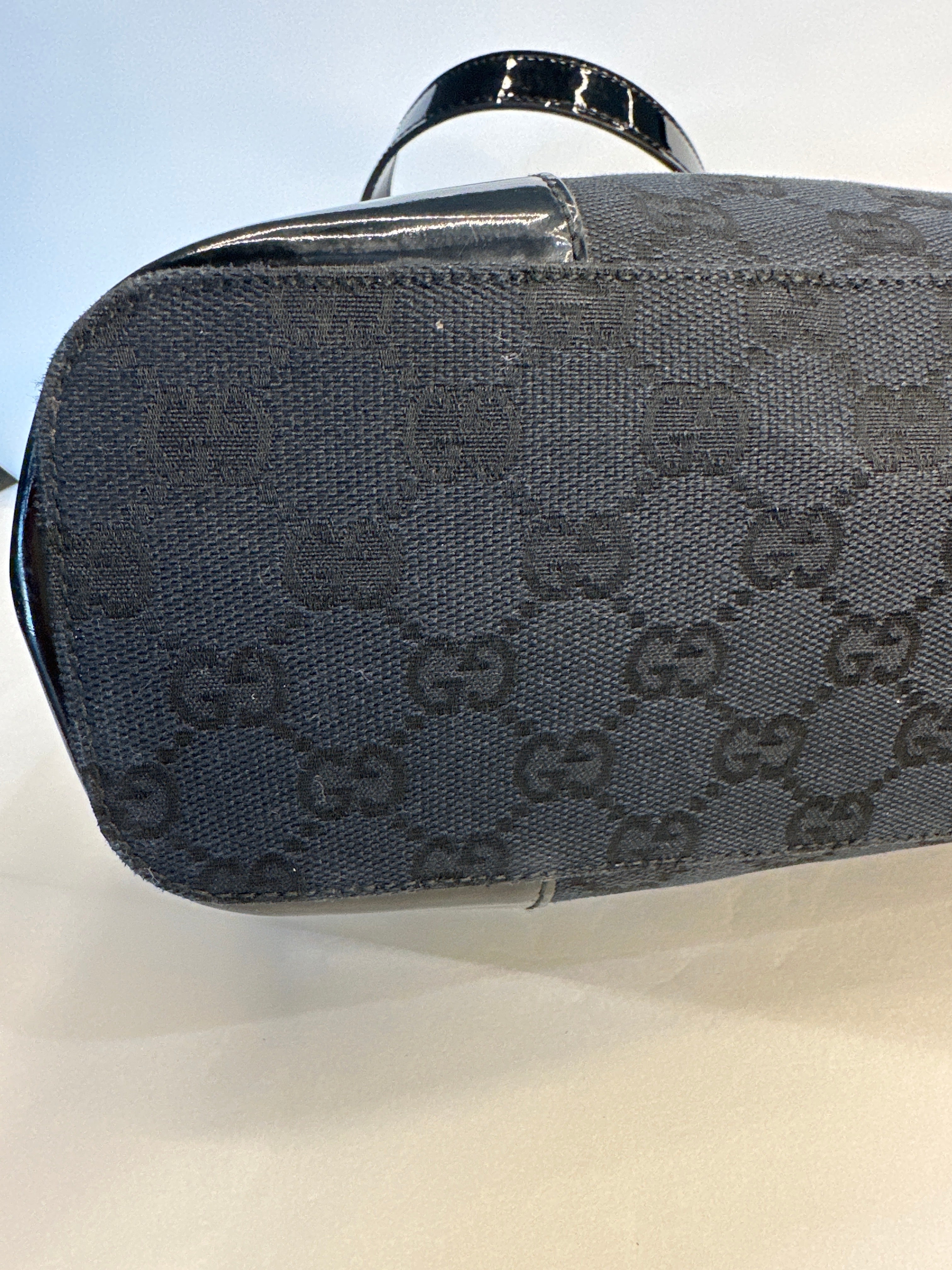 GUCCI GG monogram canvas purse