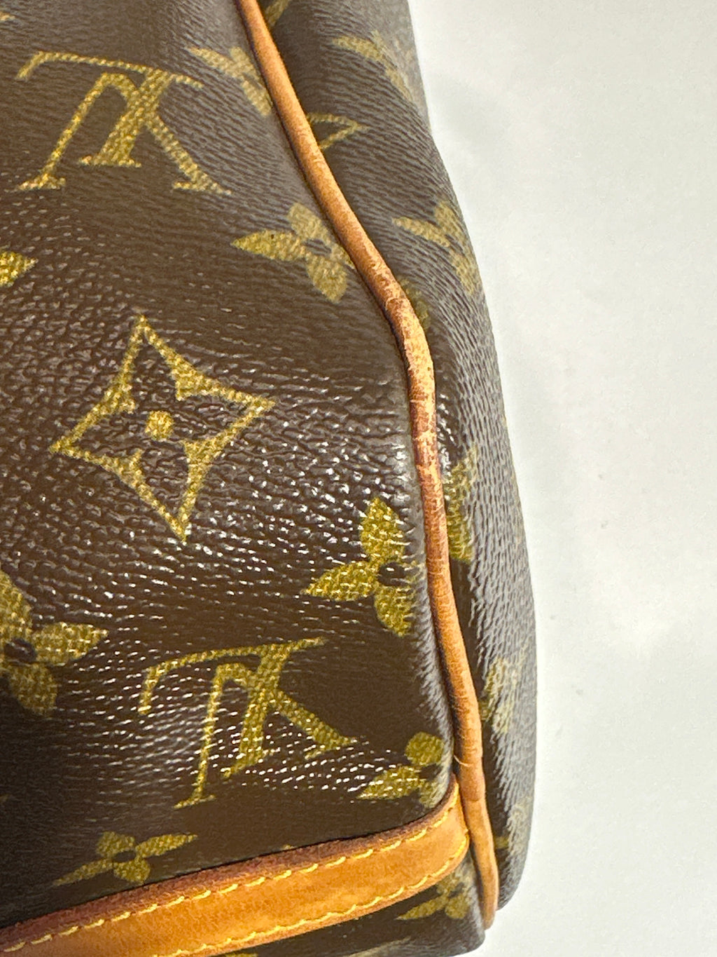 Vintage Louis Vuitton Flannery