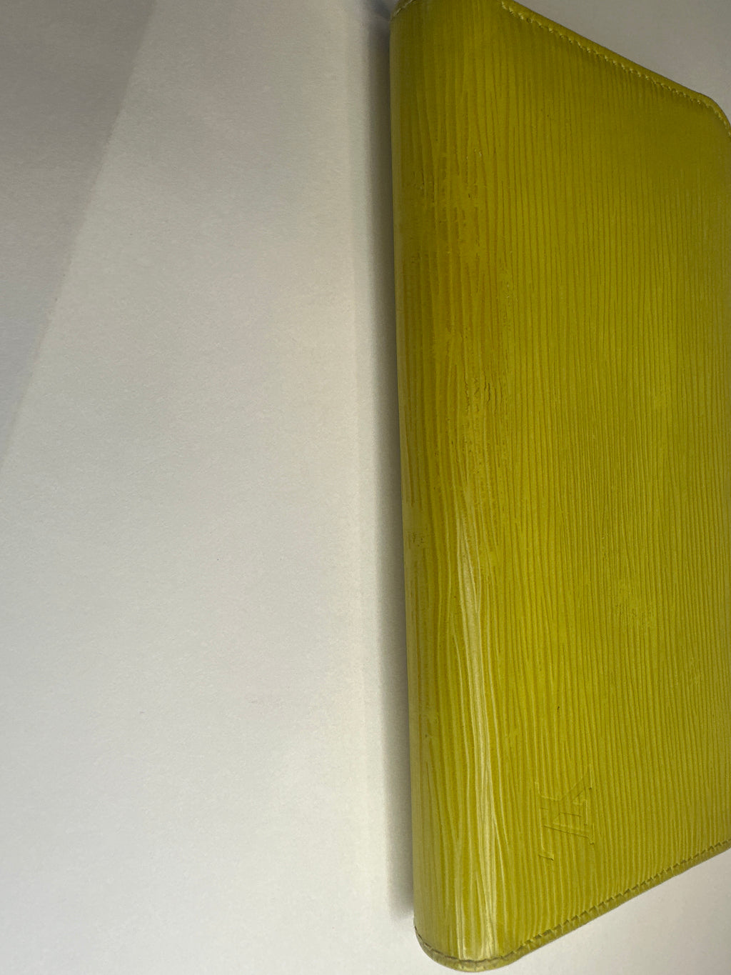 Vintage LOUIS VUITTON Epi Zippy - Wallet Zip Around Long Wallet Leather