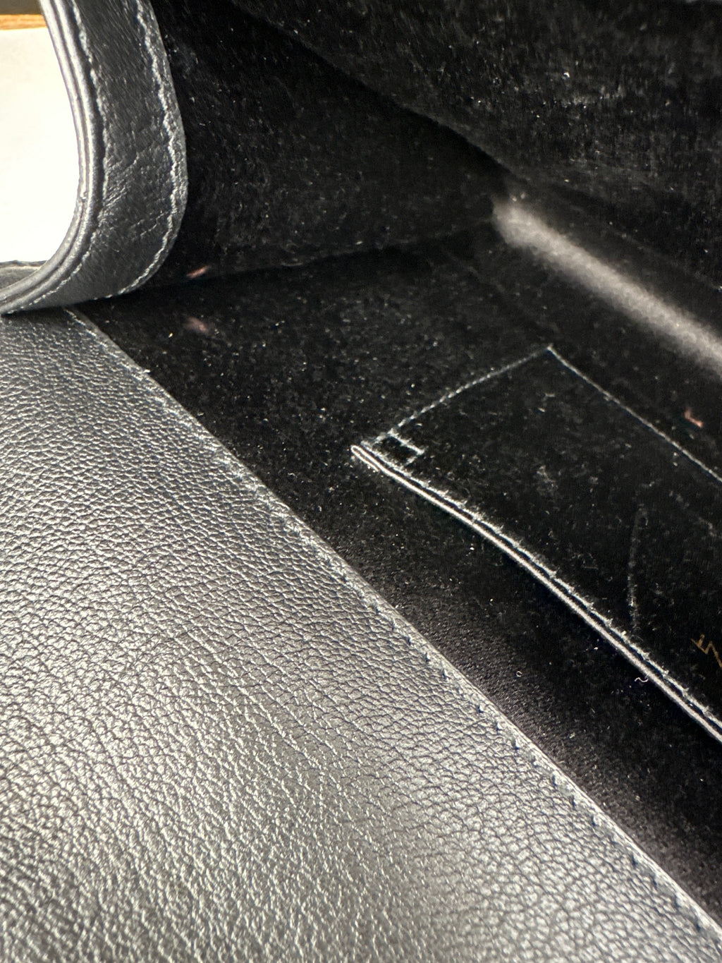 Saint Laurent Womens Monogram Leather Belle De Jour Clutch Handbag Black