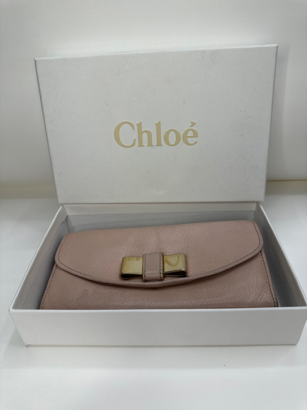 Chloé Taupe Snap Bow Leather Long Wallet