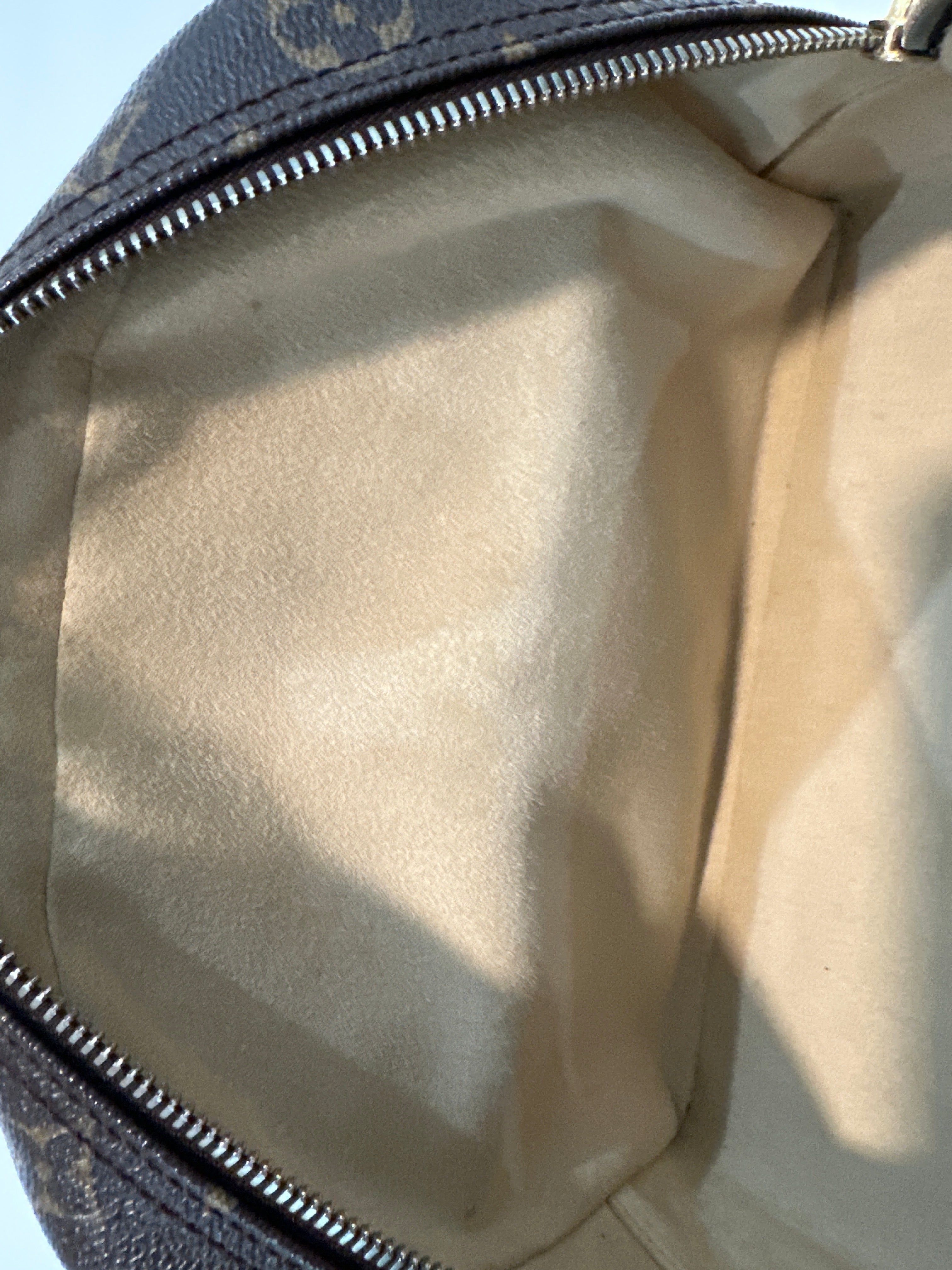 LOUIS VUITTON Monogram Canvas Manhattan PM Bag