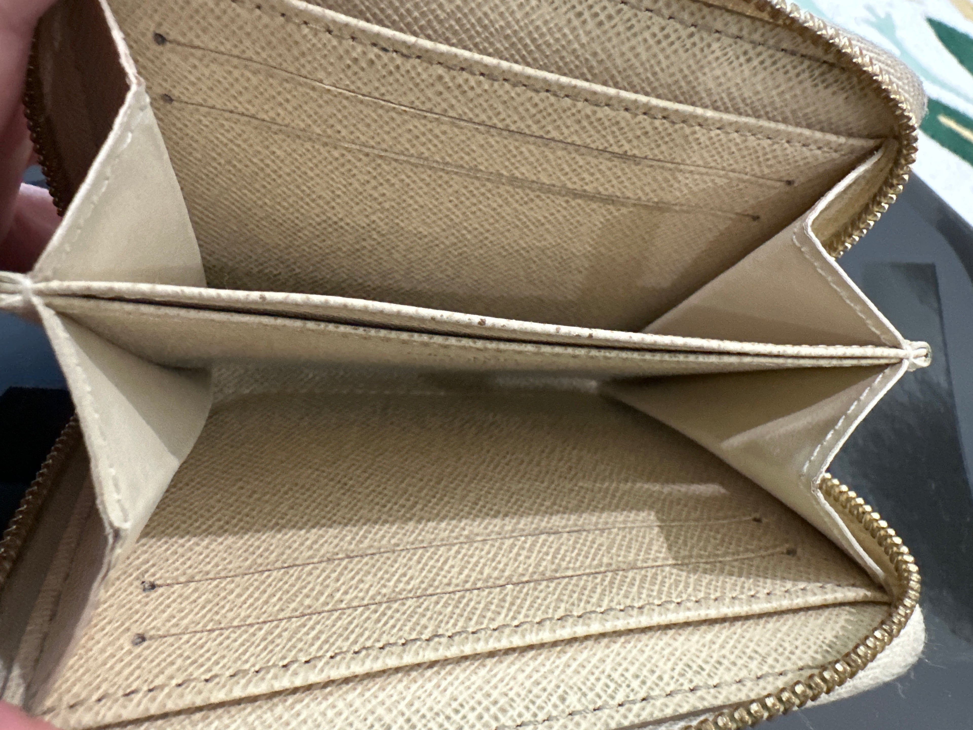 Louis Vuitton Damier Zippy Coin Purse - 2017