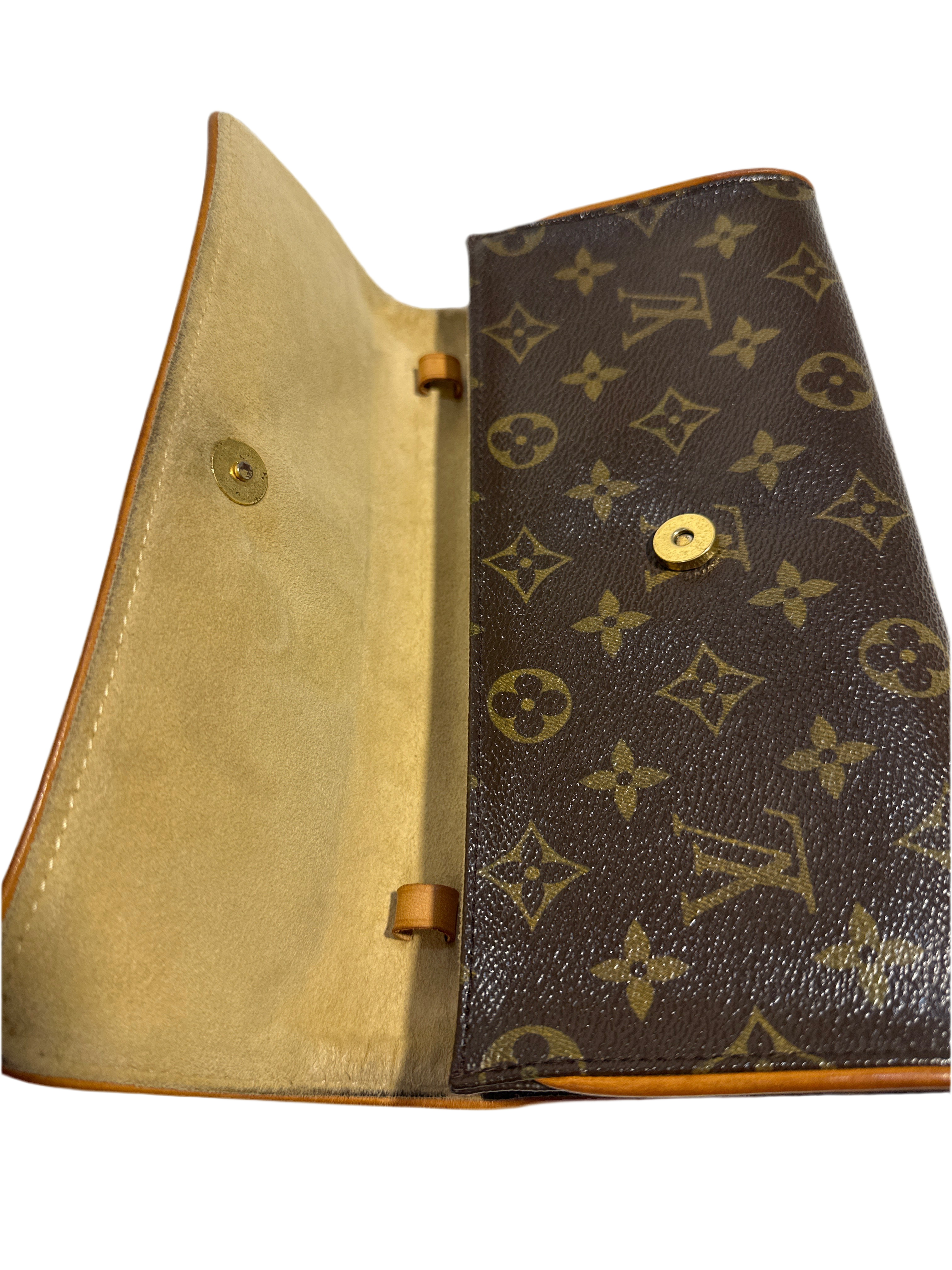 LOUIS VUITTON Monogram Pochette Twin GM