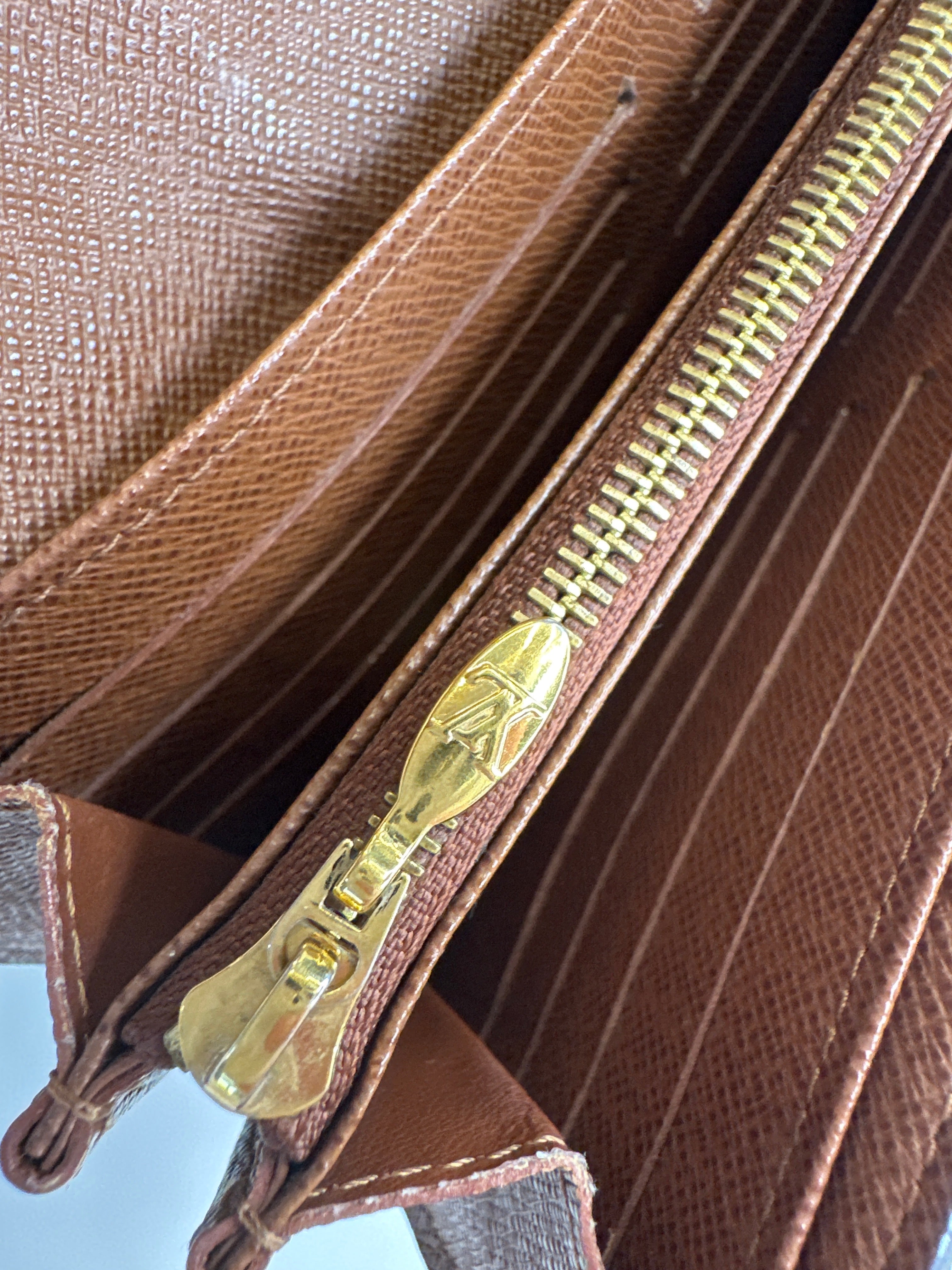 Vintage Louis Vuitton Monogram Canvas Boetie Wallet