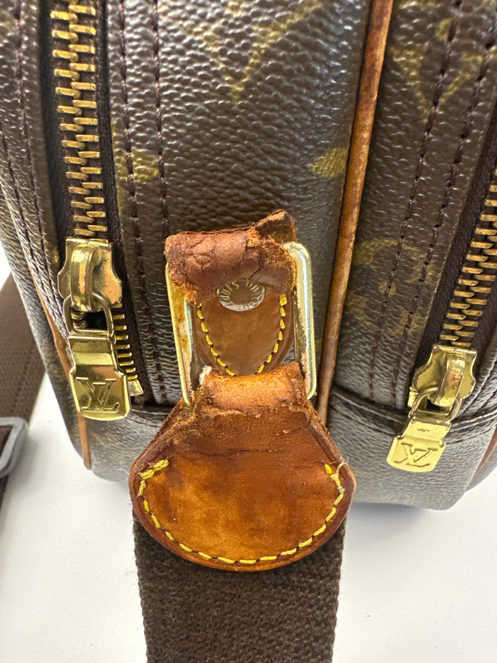 Vintage Louis Vuitton Reporter 2000