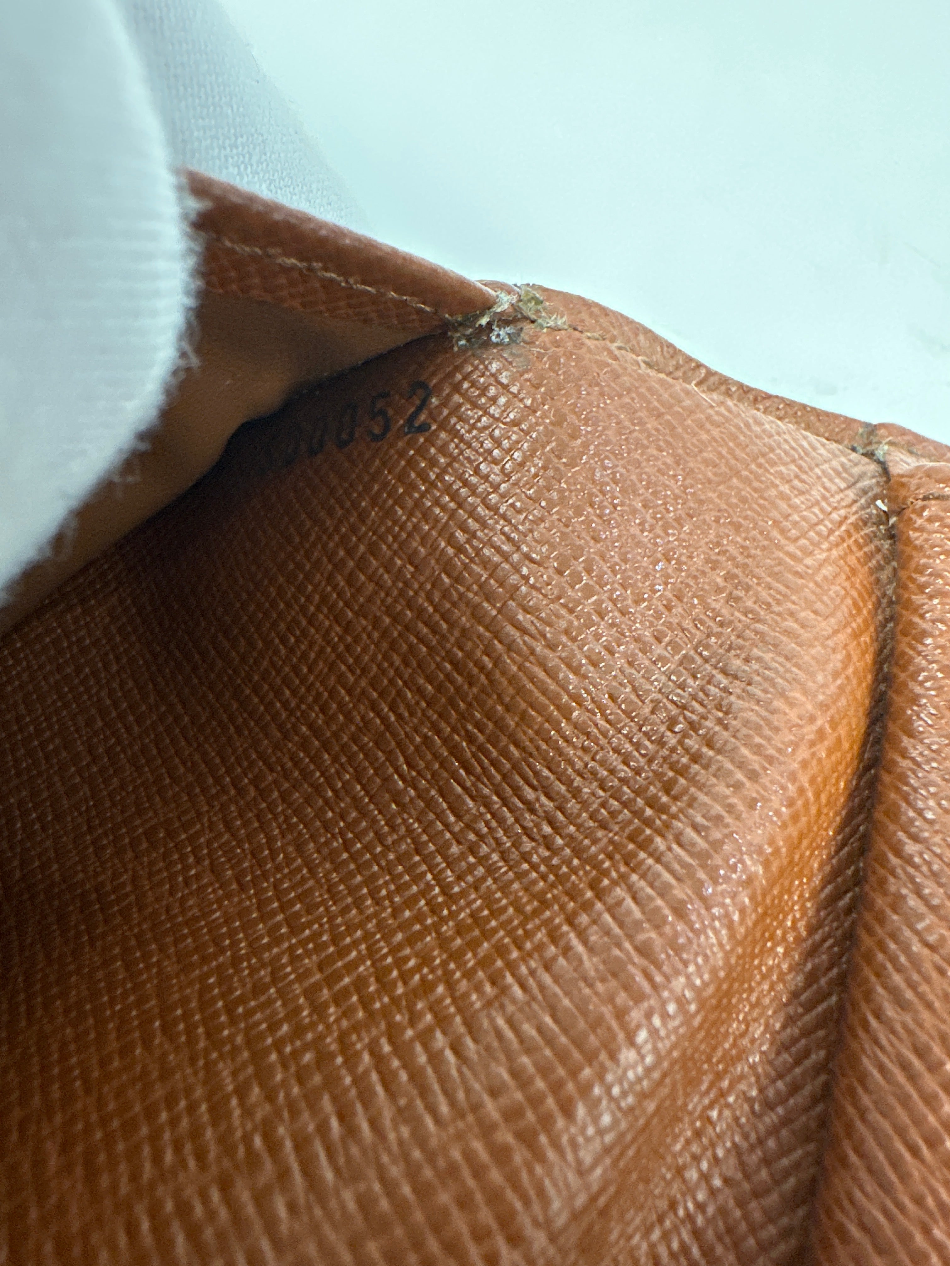 Louis Vuitton Porte Tresor Etui w/ Pass case Monogram Canvas Trifold Wallet 2002