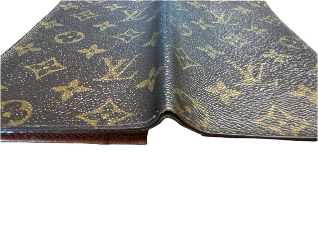 Vintage Louis Vuitton Wallet- Fits Passport