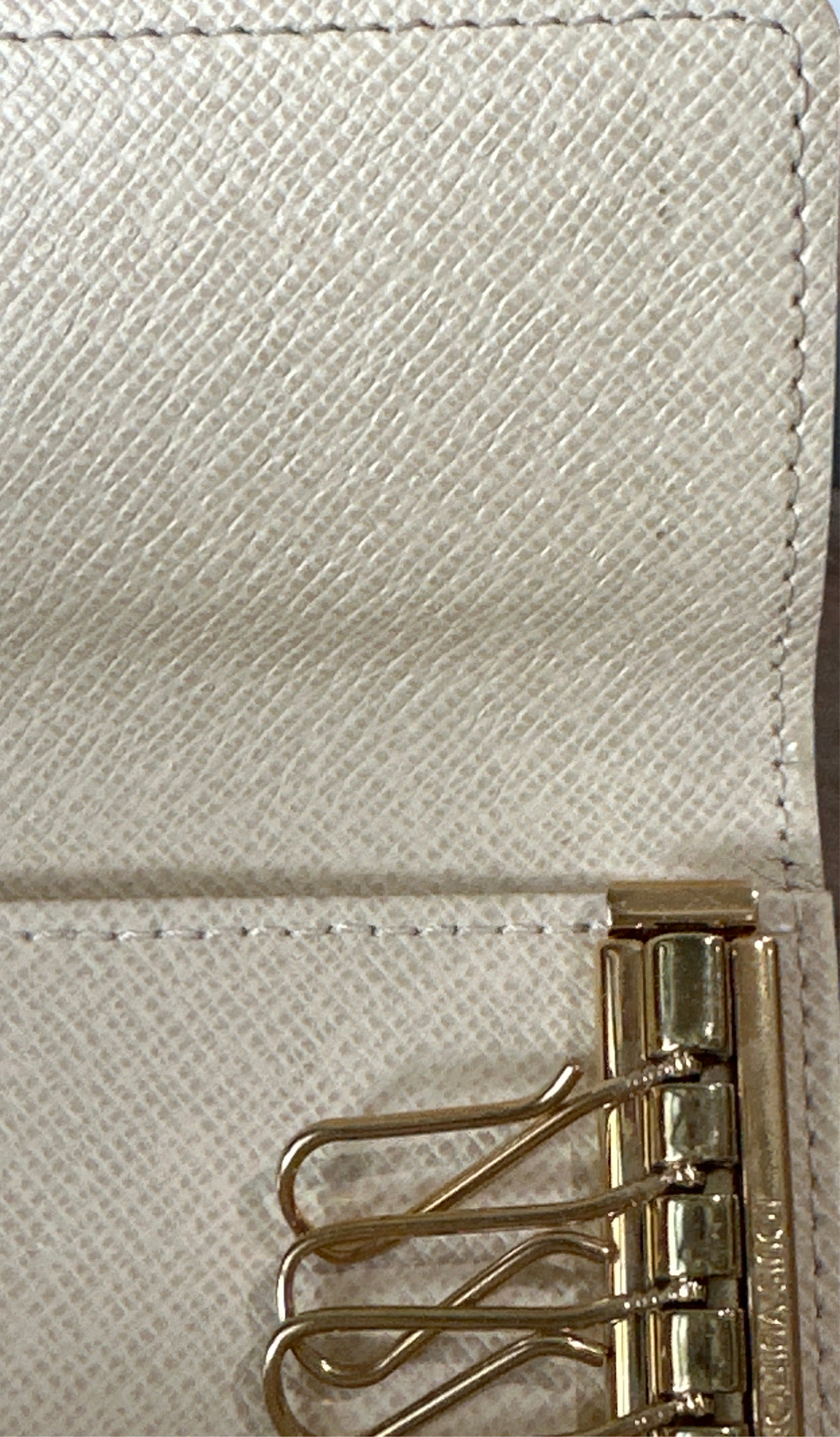 LOUIS VUITTON Damier Azur Multicles 6 Key Holder