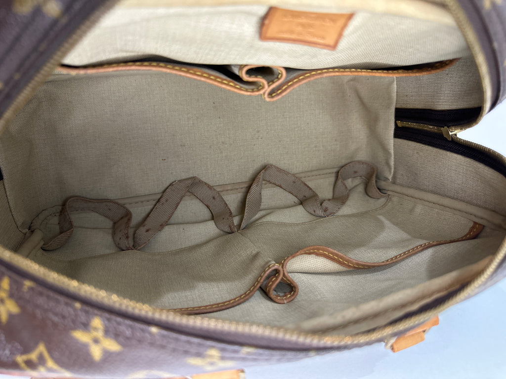 Vintage Louis Vuitton Deauville leather handbag