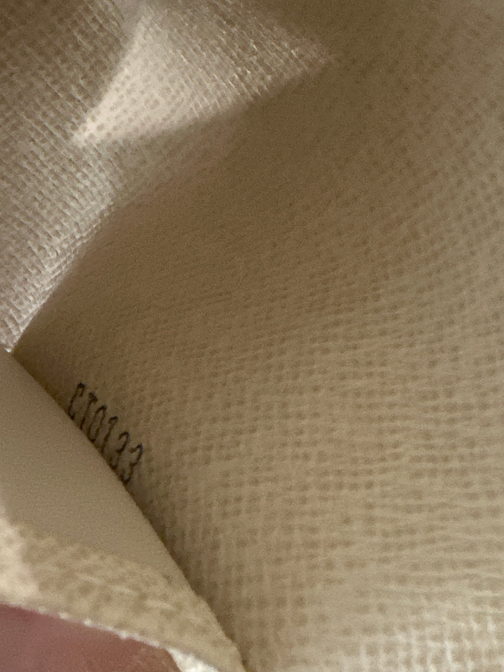 LOUIS VUITTON Damier Azur Multicles 6 Key Holder