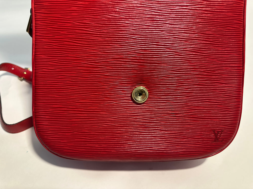 Vintage Louis Vuitton Epi Saint Cloud Shoulder Bag Red with COA