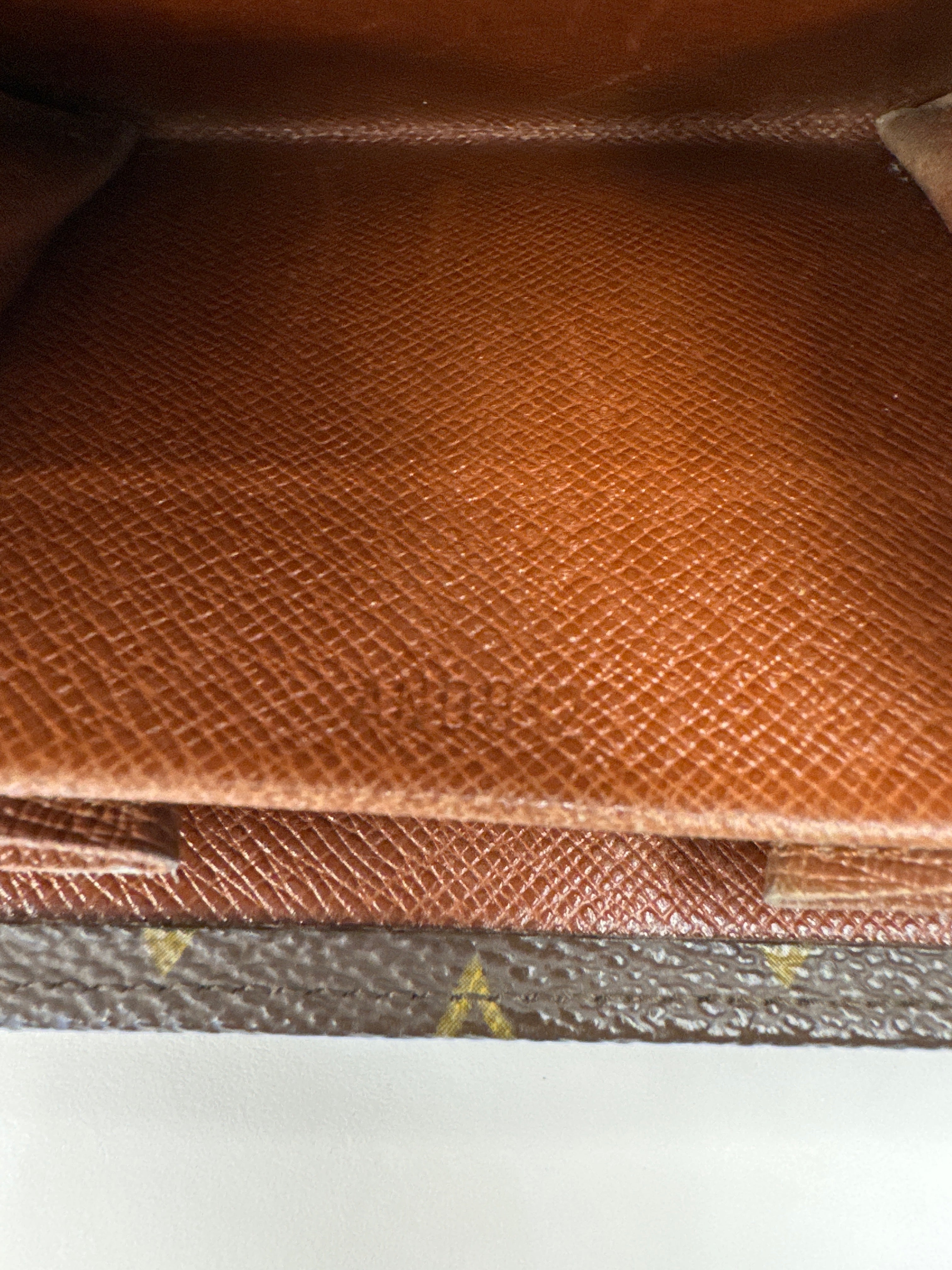 Vintage LOUIS VUITTON Porte Monnaie Billet Monogram