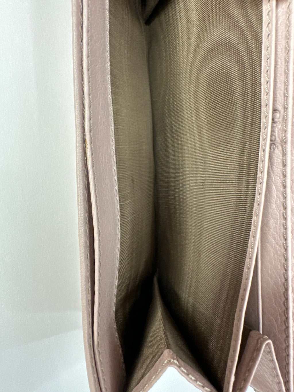 Chloé Taupe Snap Bow Leather Long Wallet