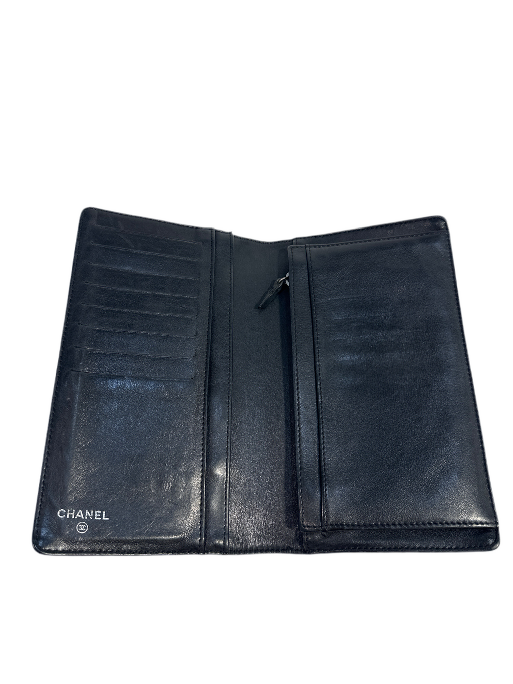 Vintage CHANEL CC Logo Patent Leather Camellia Flower Wallet