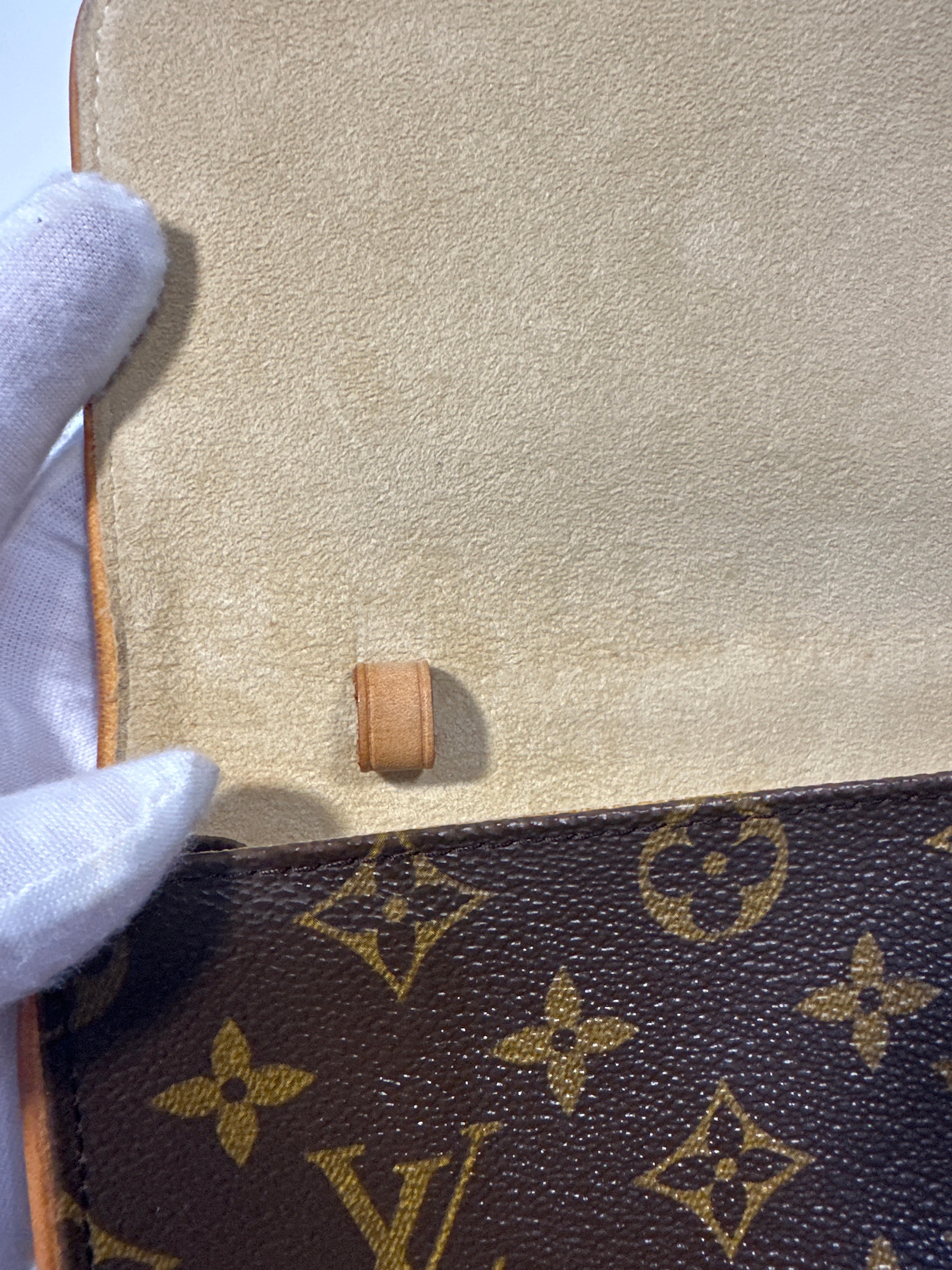 Vintage LOUIS VUITTON Monogram Pochette Twin GM with dust bag 2000