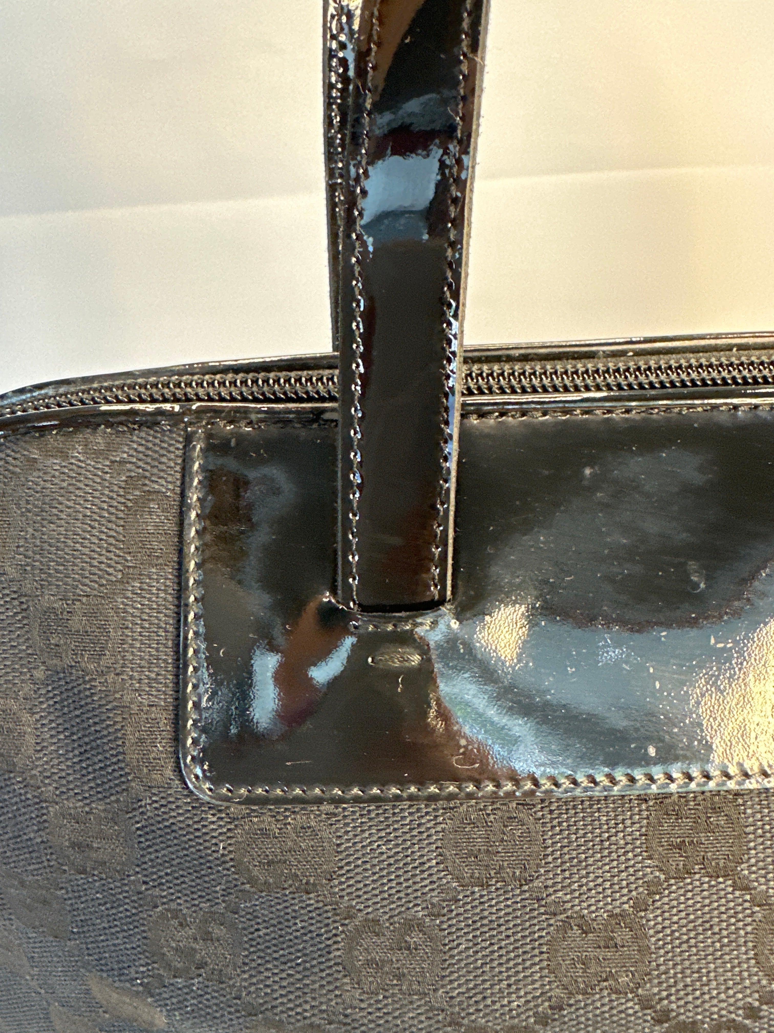 GUCCI GG monogram canvas purse