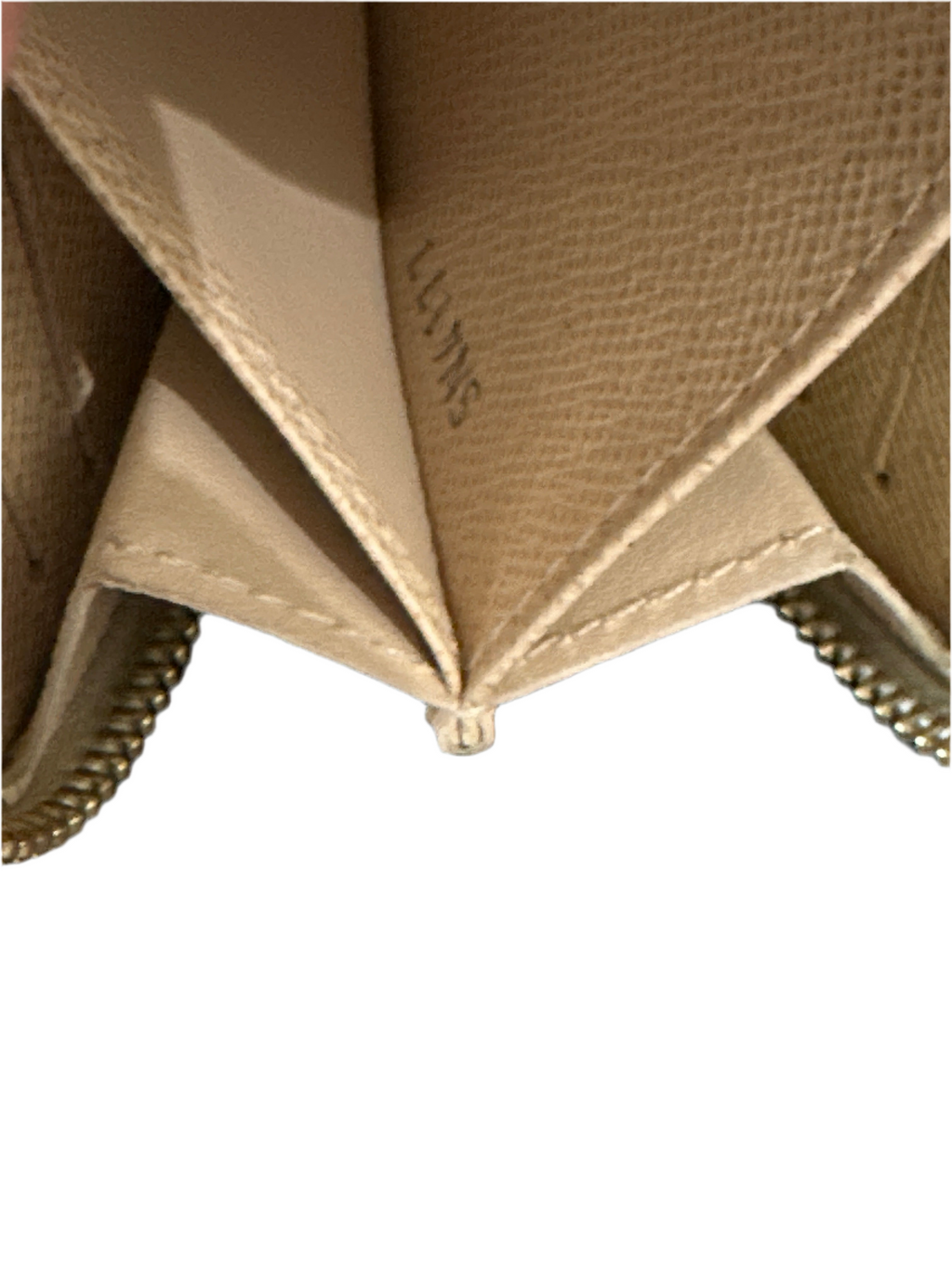 Louis Vuitton Damier Zippy Coin Purse - 2017