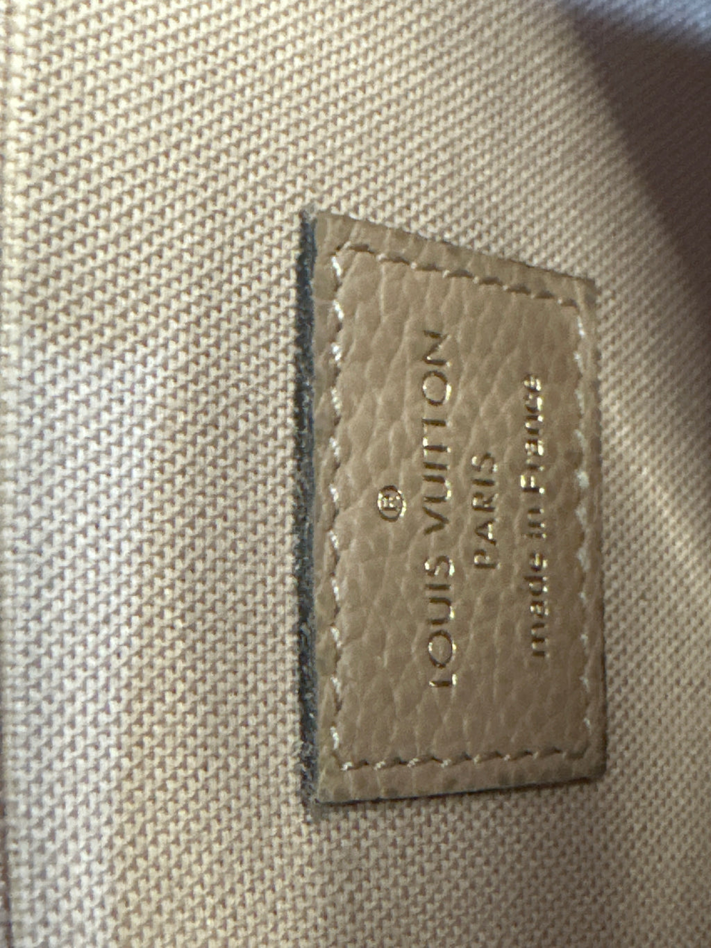 Louis Vuitton Pochette Félicie Monogram Empreinte Leather- Turtle Dove