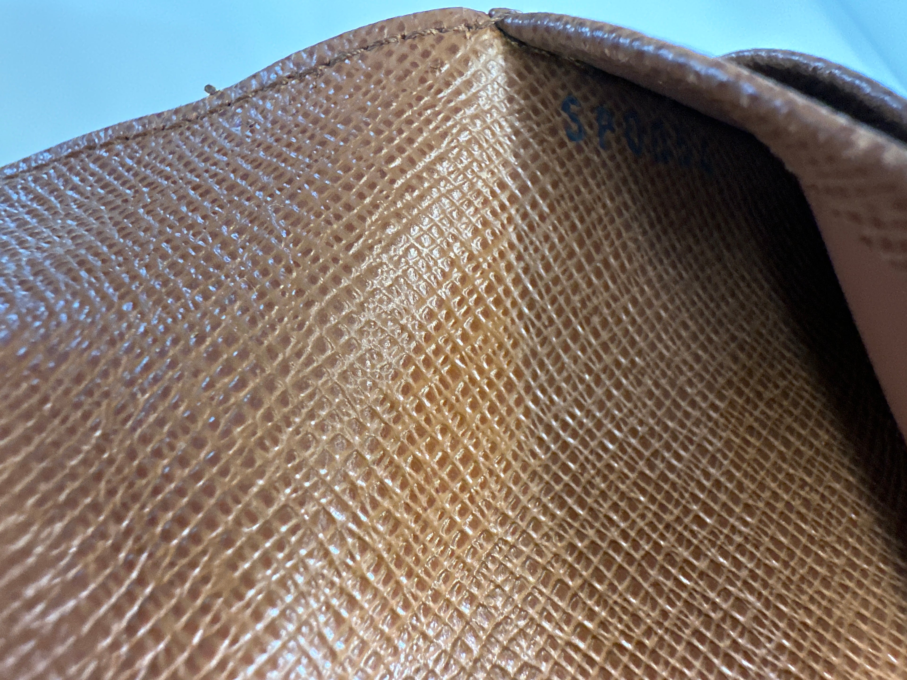 Louis Vuitton Vintage 2004 Porte-Papier Zippé Wallet