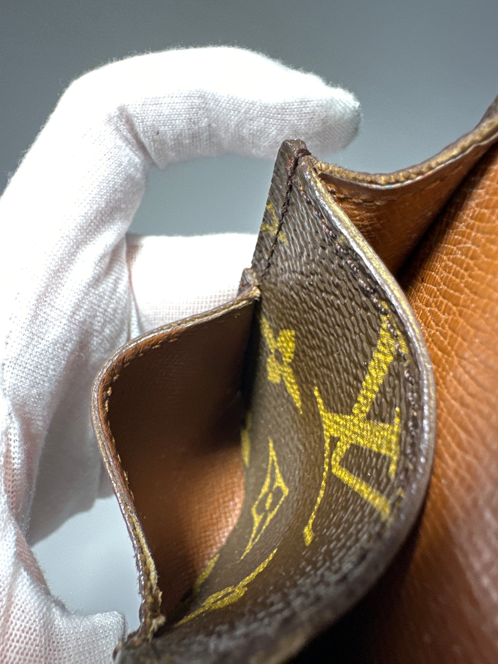 Louis Vuitton Etui Cigarette case in Monogram canvas