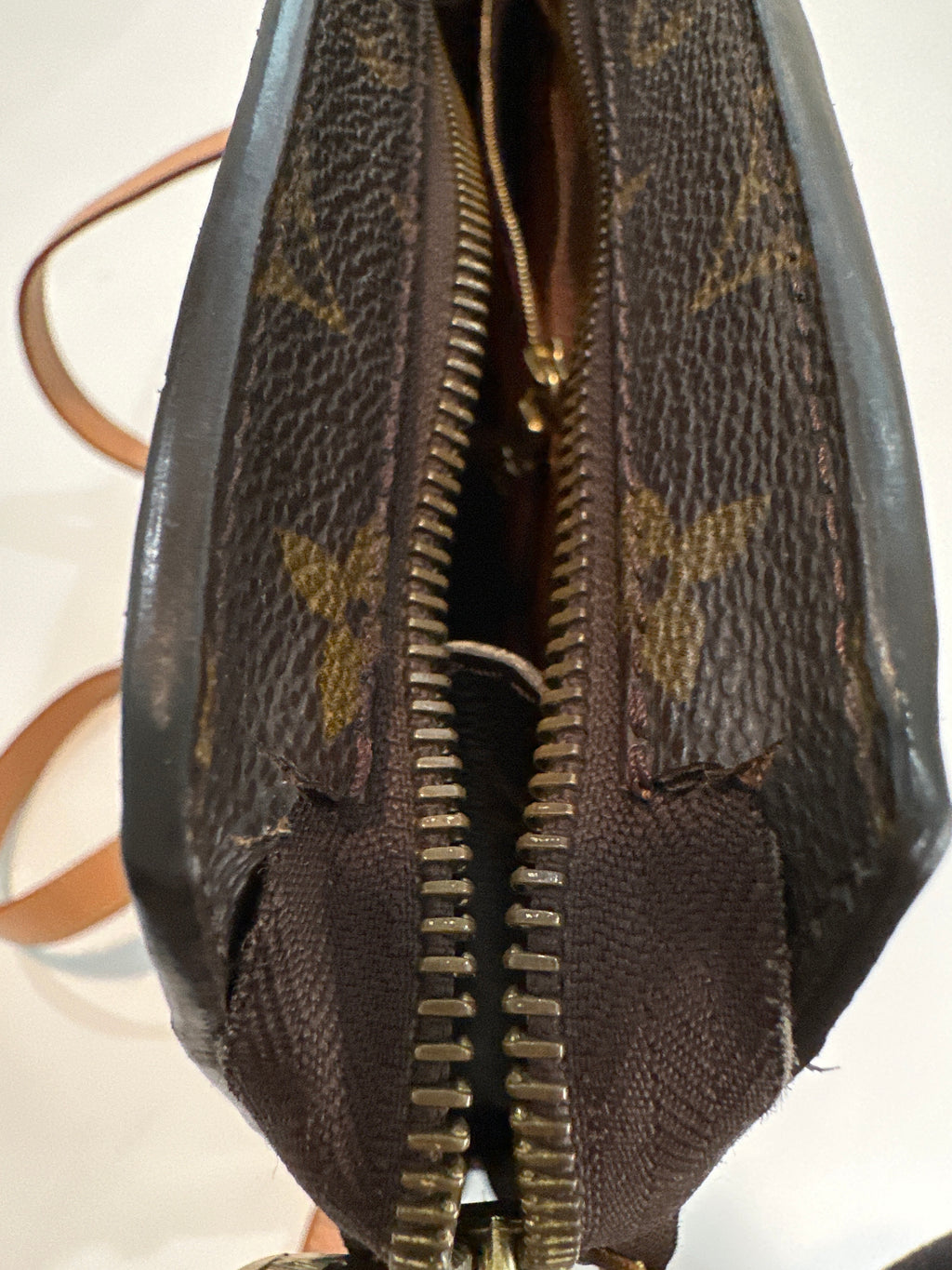 Vintage  LOUIS VUITTON Babylone Monogram Shoulder Tote 2004