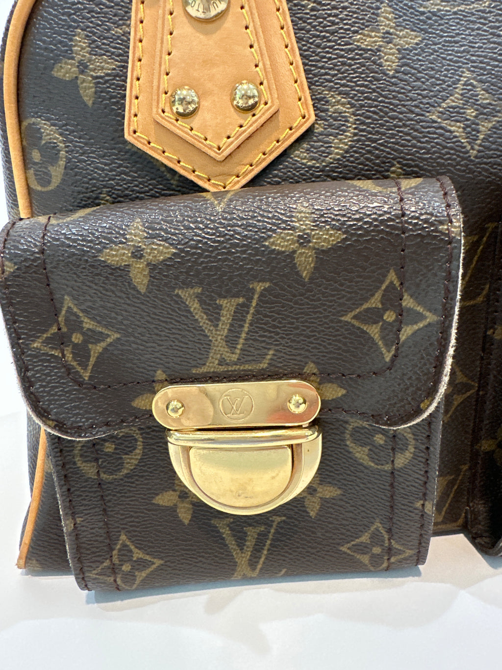 LOUIS VUITTON Monogram Canvas Manhattan PM Bag