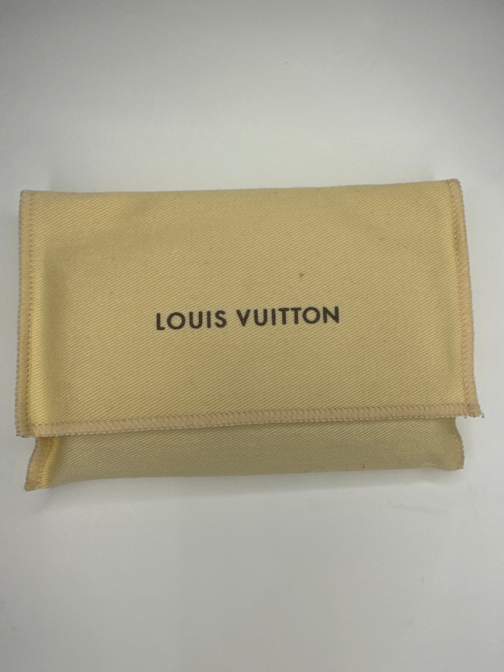 Louis Vuitton Damier Azur 6 Ring Key Case