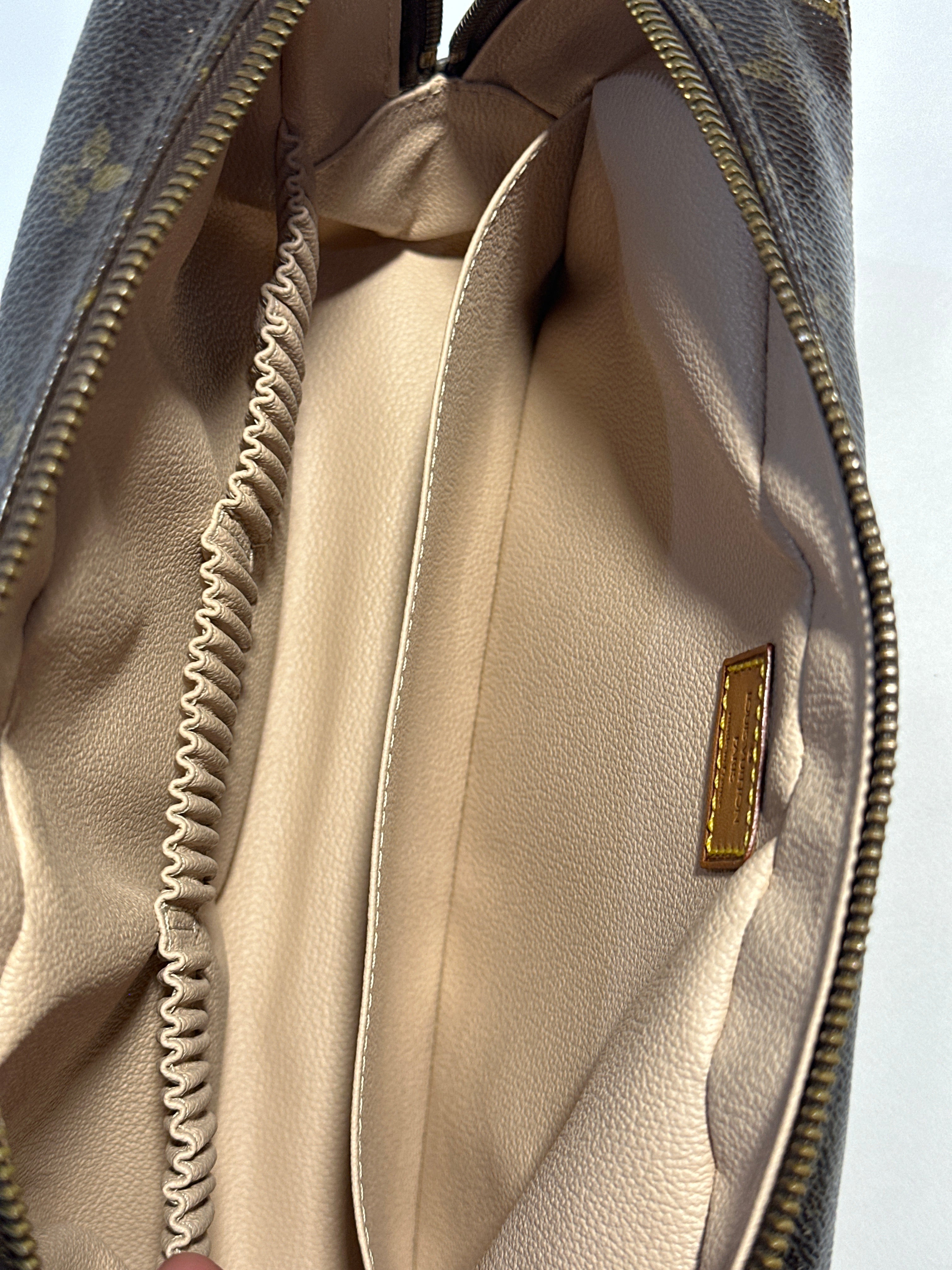 Vintage Louis Vuitton Trousse 28 with COA