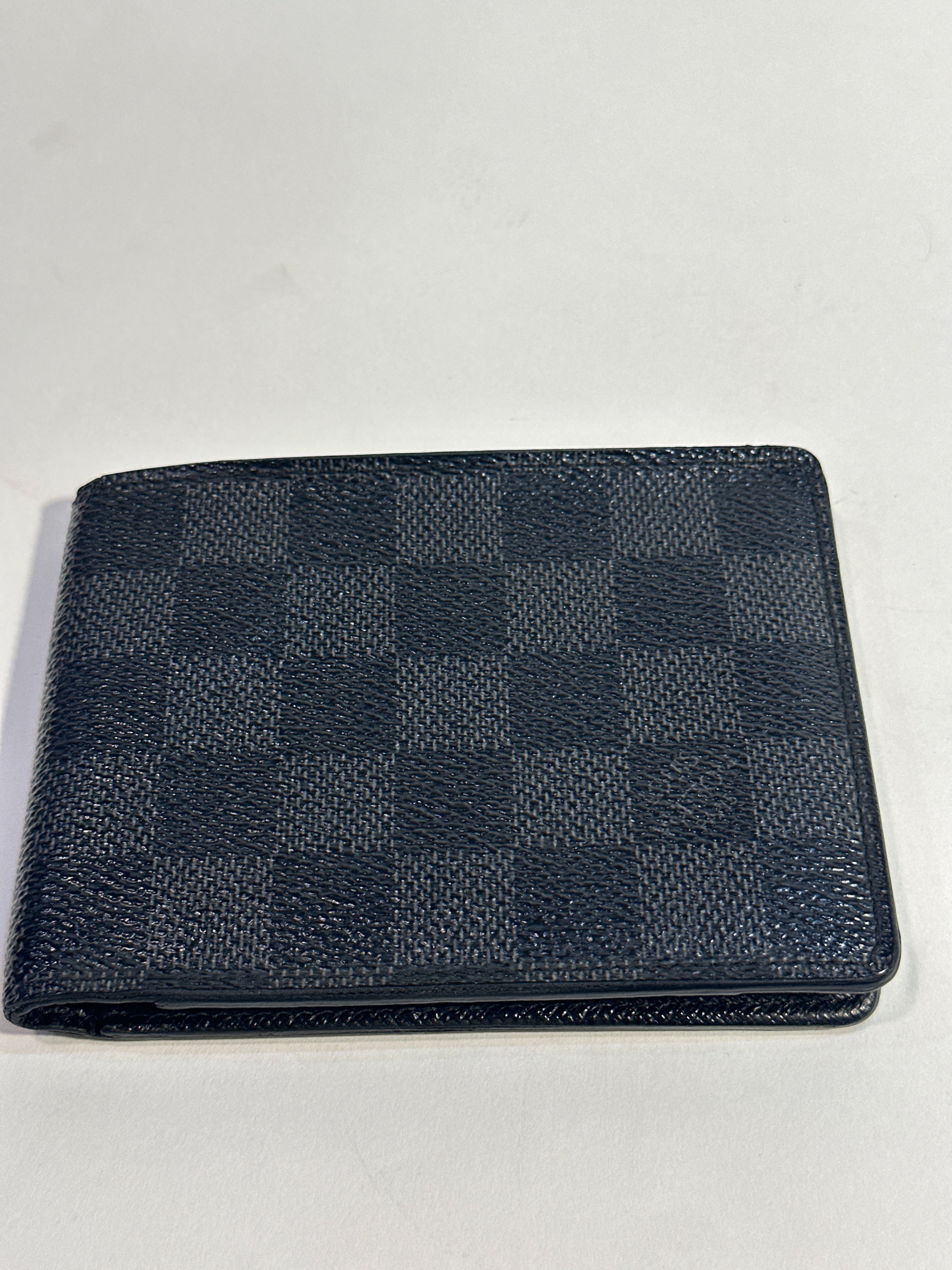 Damier Louis Vuitton Wallet