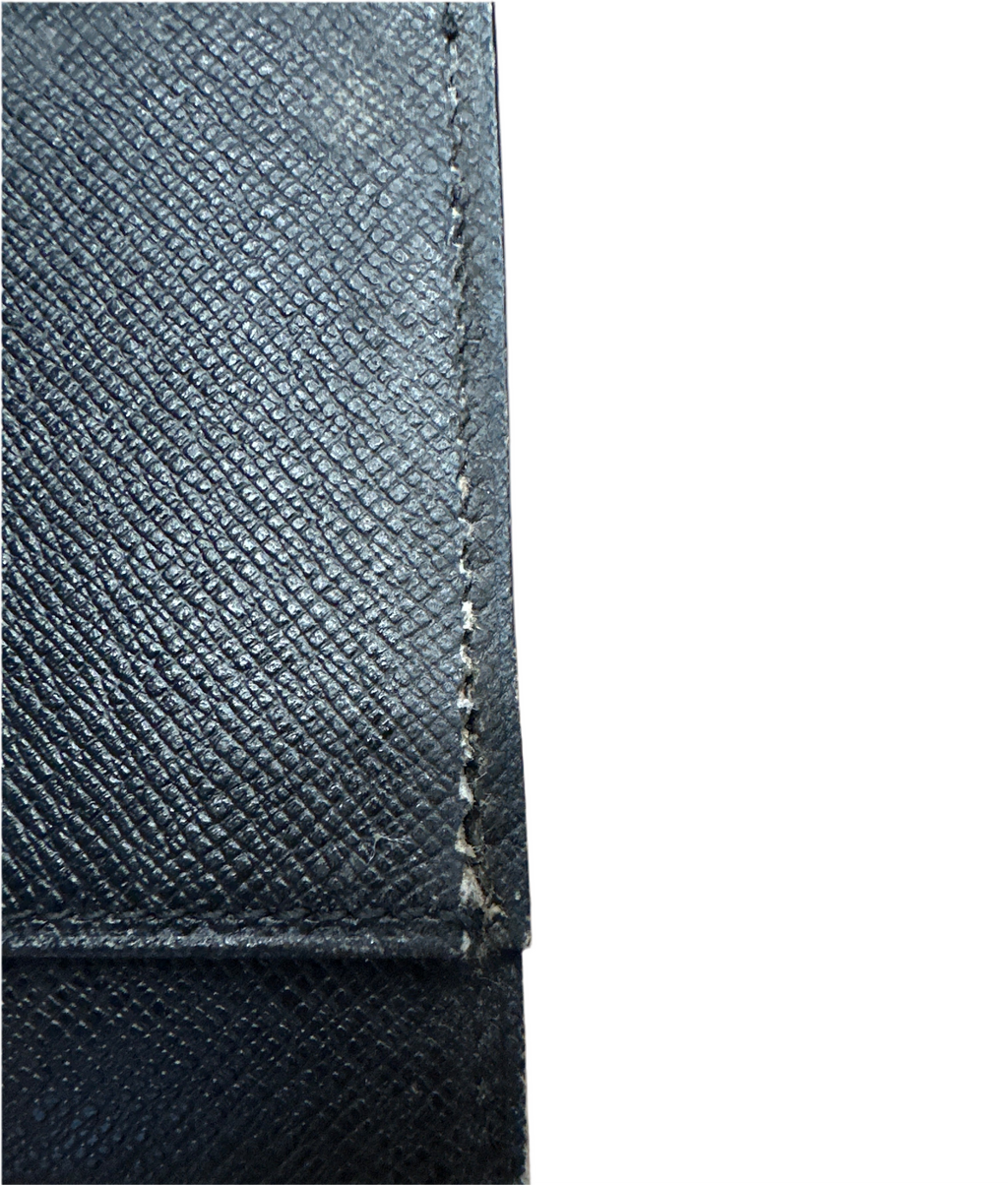 Vintage Louis Vuitton
Epi Small Ring Agenda Cover in Blue