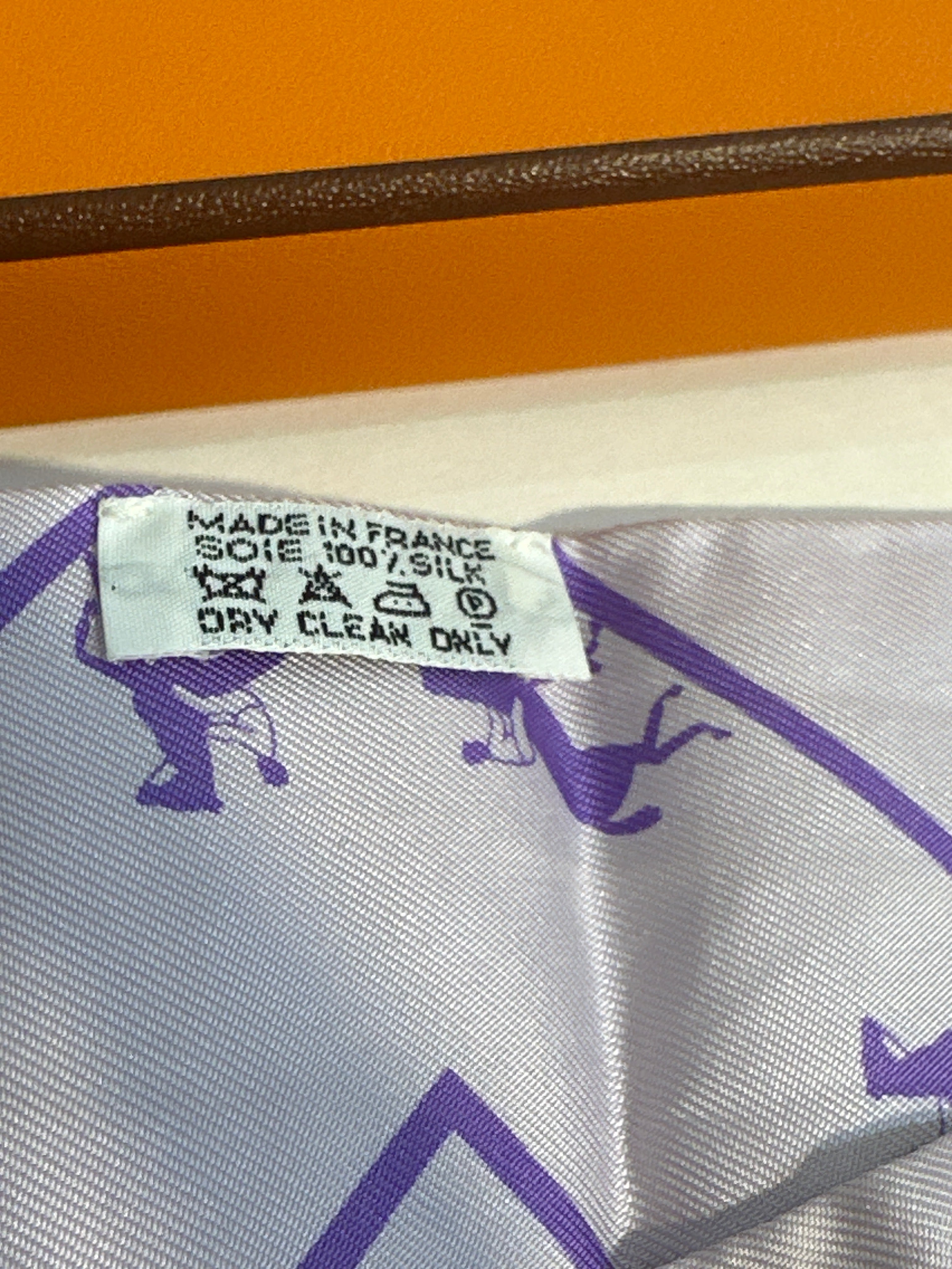 HERMES 
Silk Duc Carriage Horse Twilly