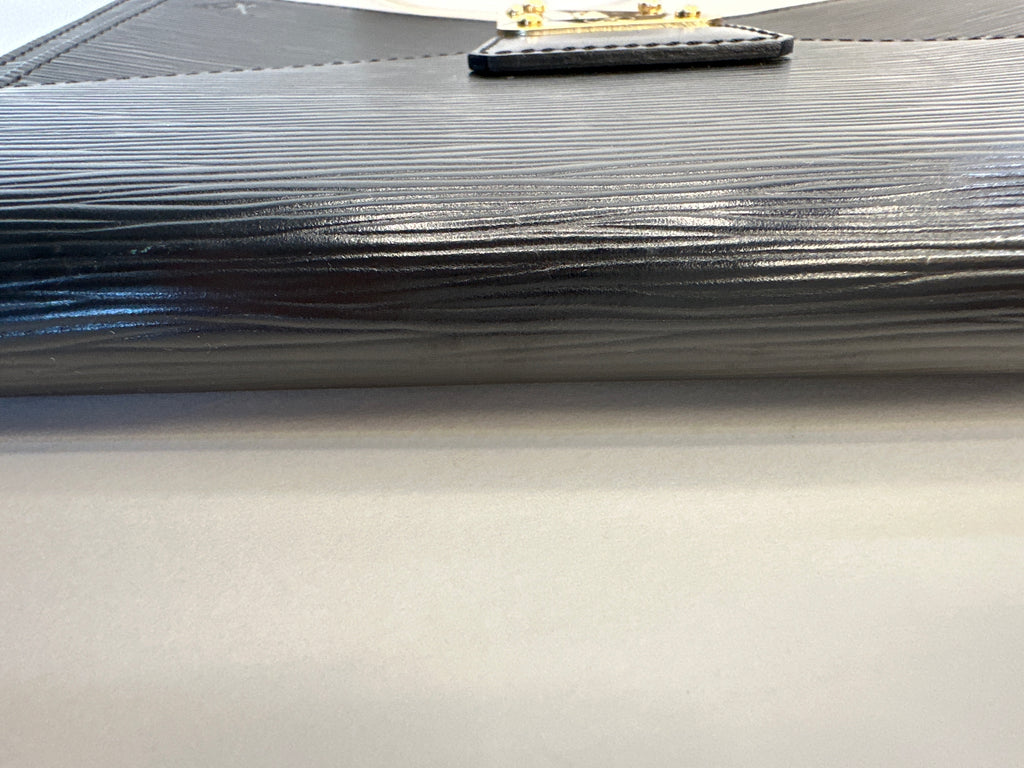 Louis Vuitton Epi Série Dragonne Clutch Bag – Black (Noir)