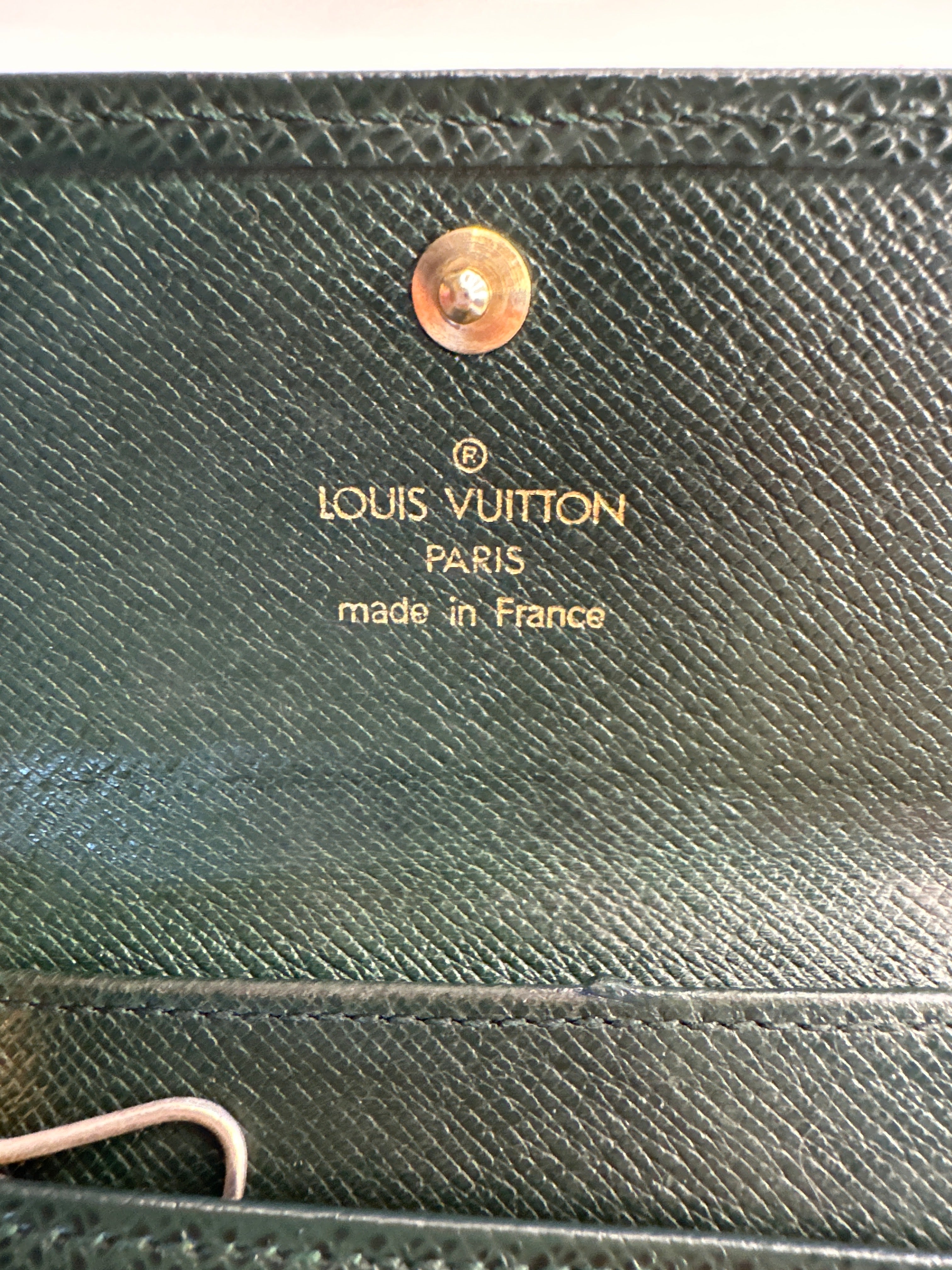 Vintage Louis Vuitton Epi Leather 6-Key Holder