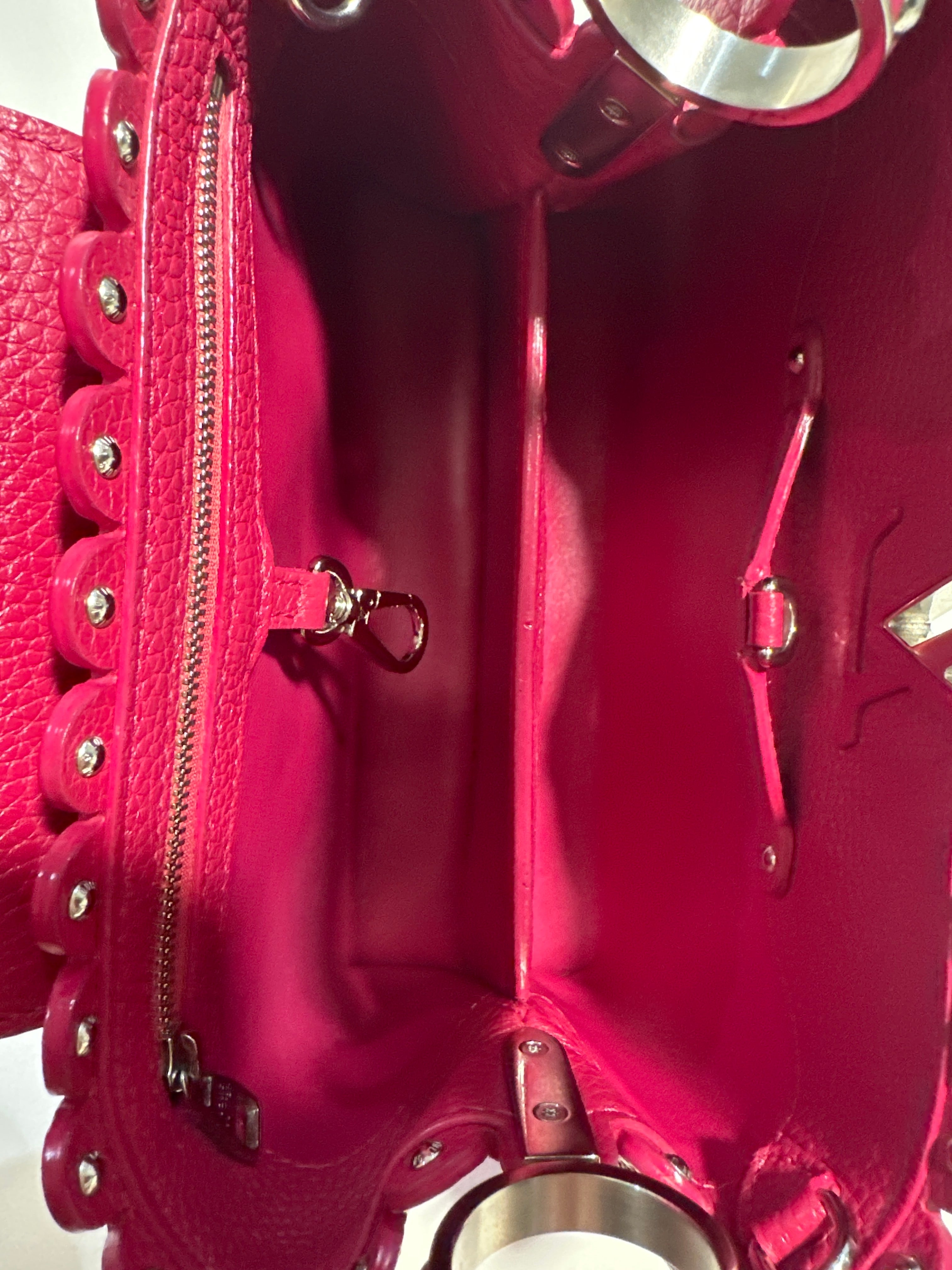 Louis Vuitton Taurillon Lace Croquets Capucines BB Groseille