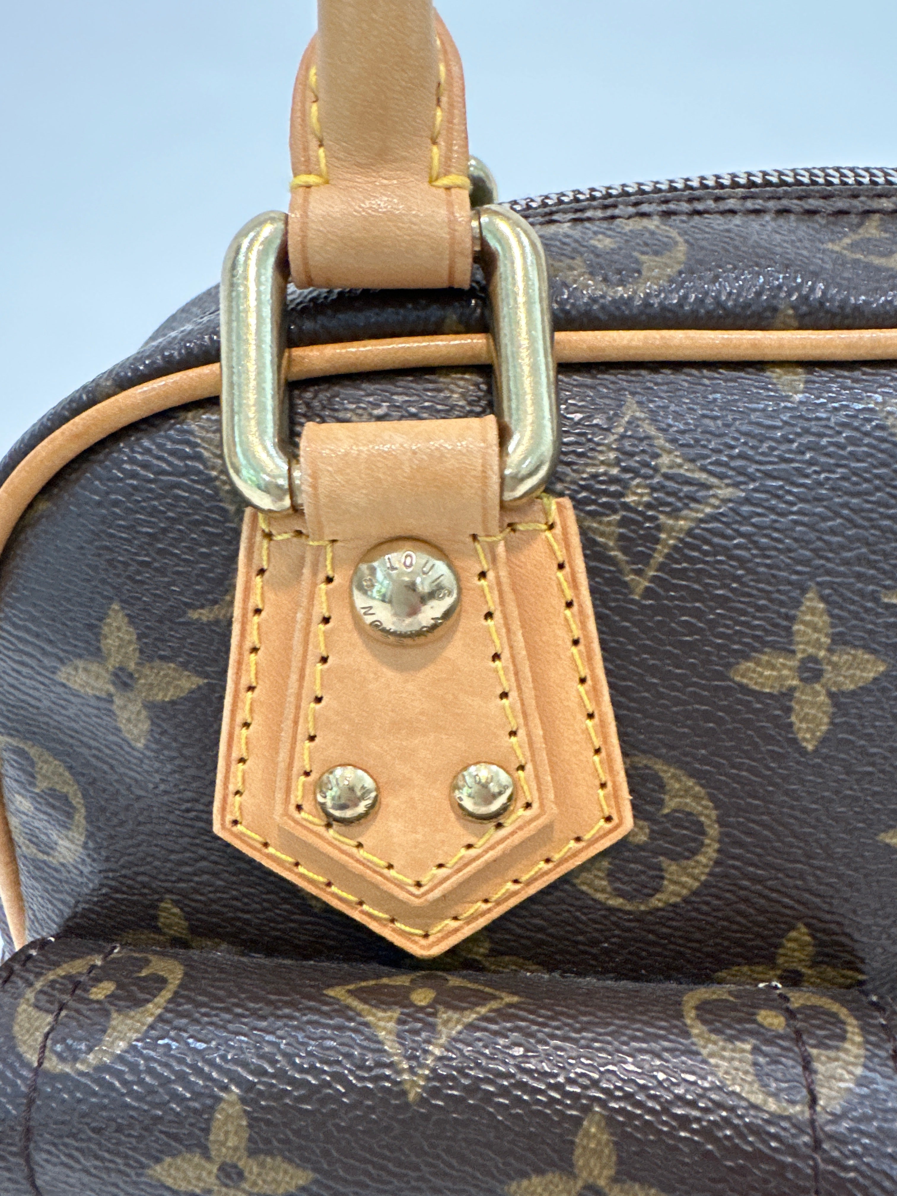 LOUIS VUITTON Monogram Canvas Manhattan PM Bag